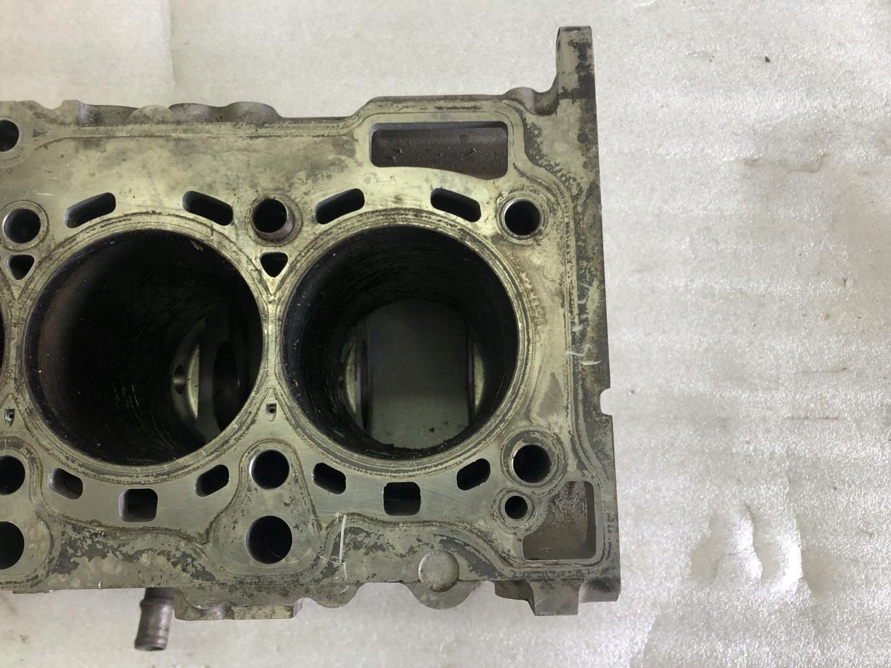 BLOK SILNIKA 7799978 N57D30B 3.0D BMW F10 F11 Numer katalogowy części 7799978 N57D30B