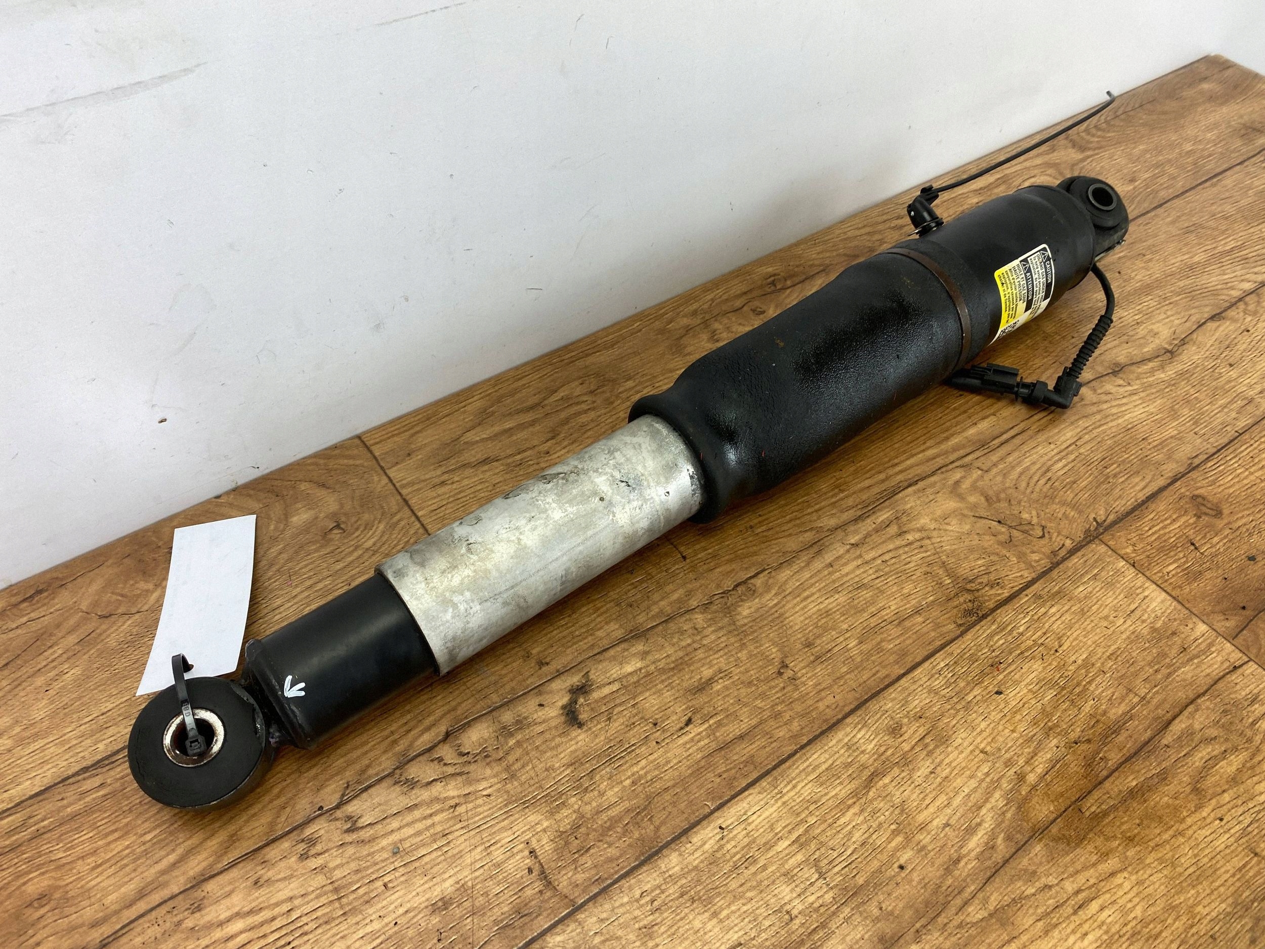 shock absorber rear Cadillac Escalade IV 2015+