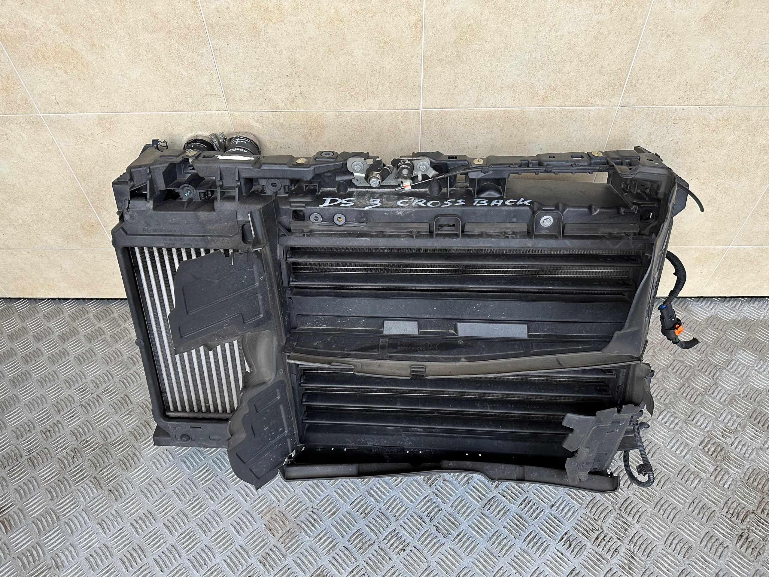 support panel for radiators radiator CITROEN DS3 CROSSBACK