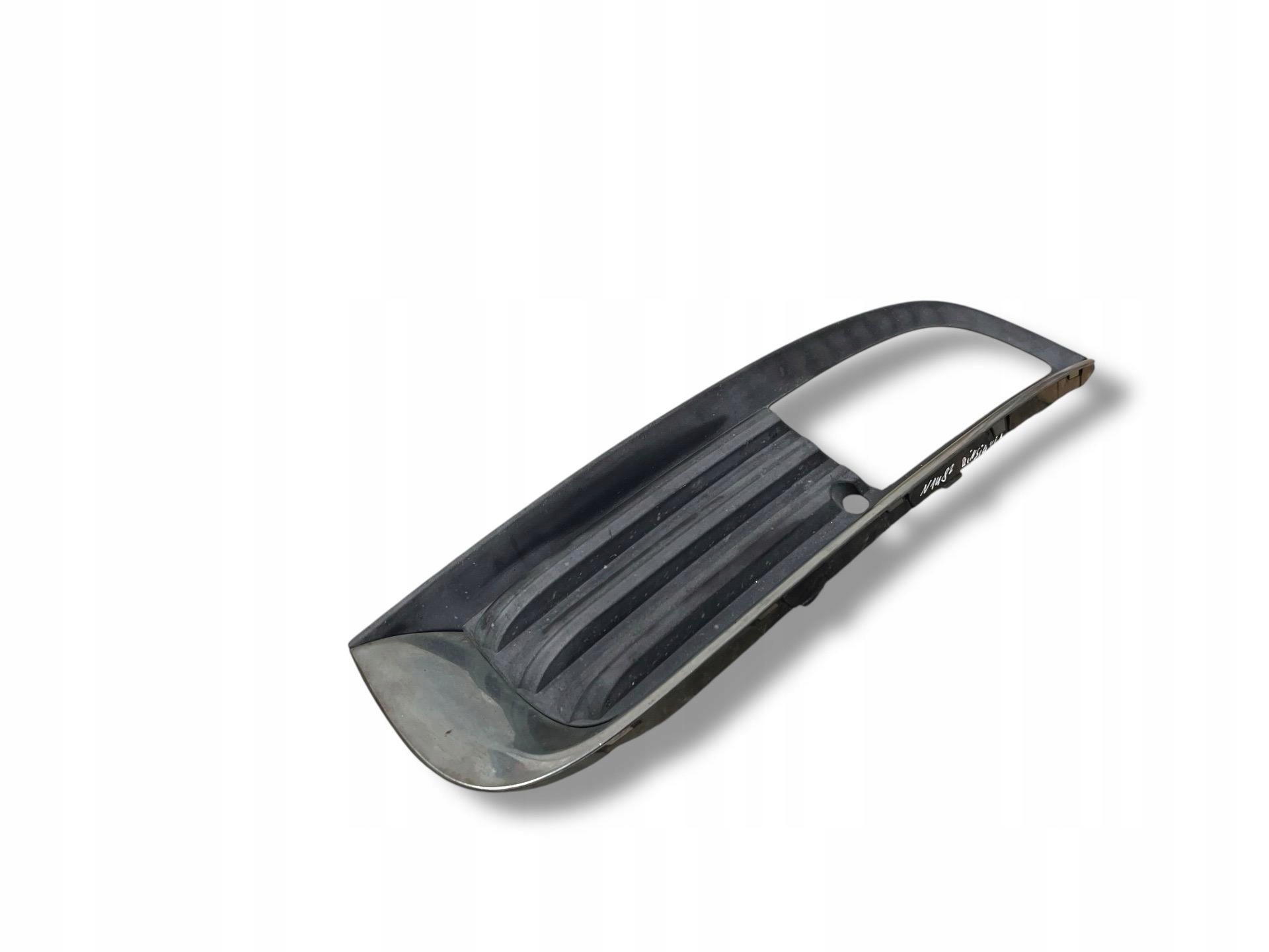 side grid of a bumper left side Opel Insignia A 2012 13238370