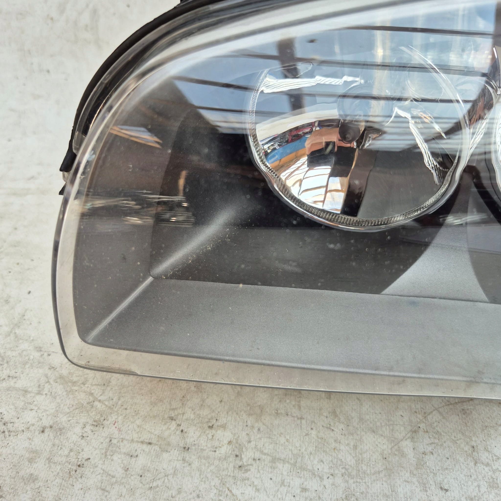 BMW 1 E87 04-11 light front front left