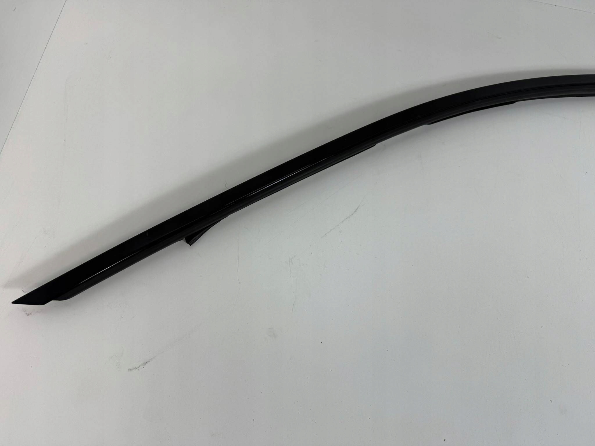 BMW G26 7482989 lišta střešním levá 5A5C0B3