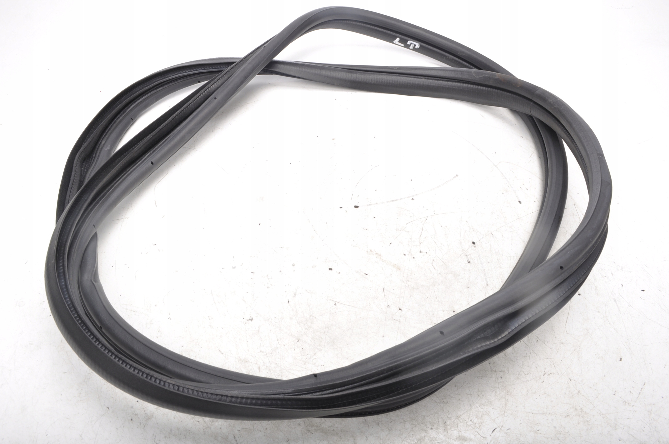 HONDA HR V II LIFT USZCZELKA DRZWI LEWY TYL Part number LEWY TYL