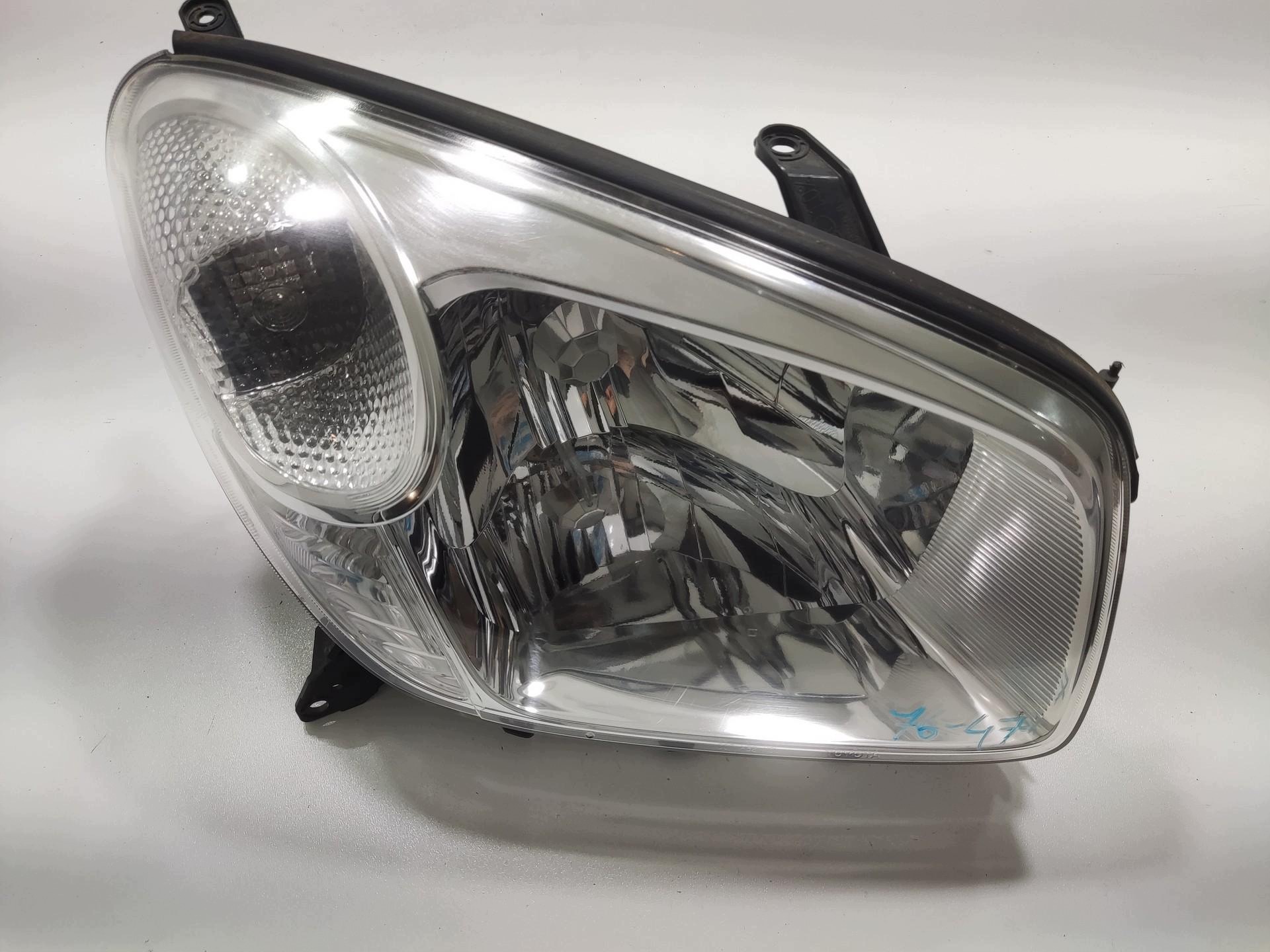 light right front front TOYOTA RAV4 II LIFT 2003-2005 EUROPA