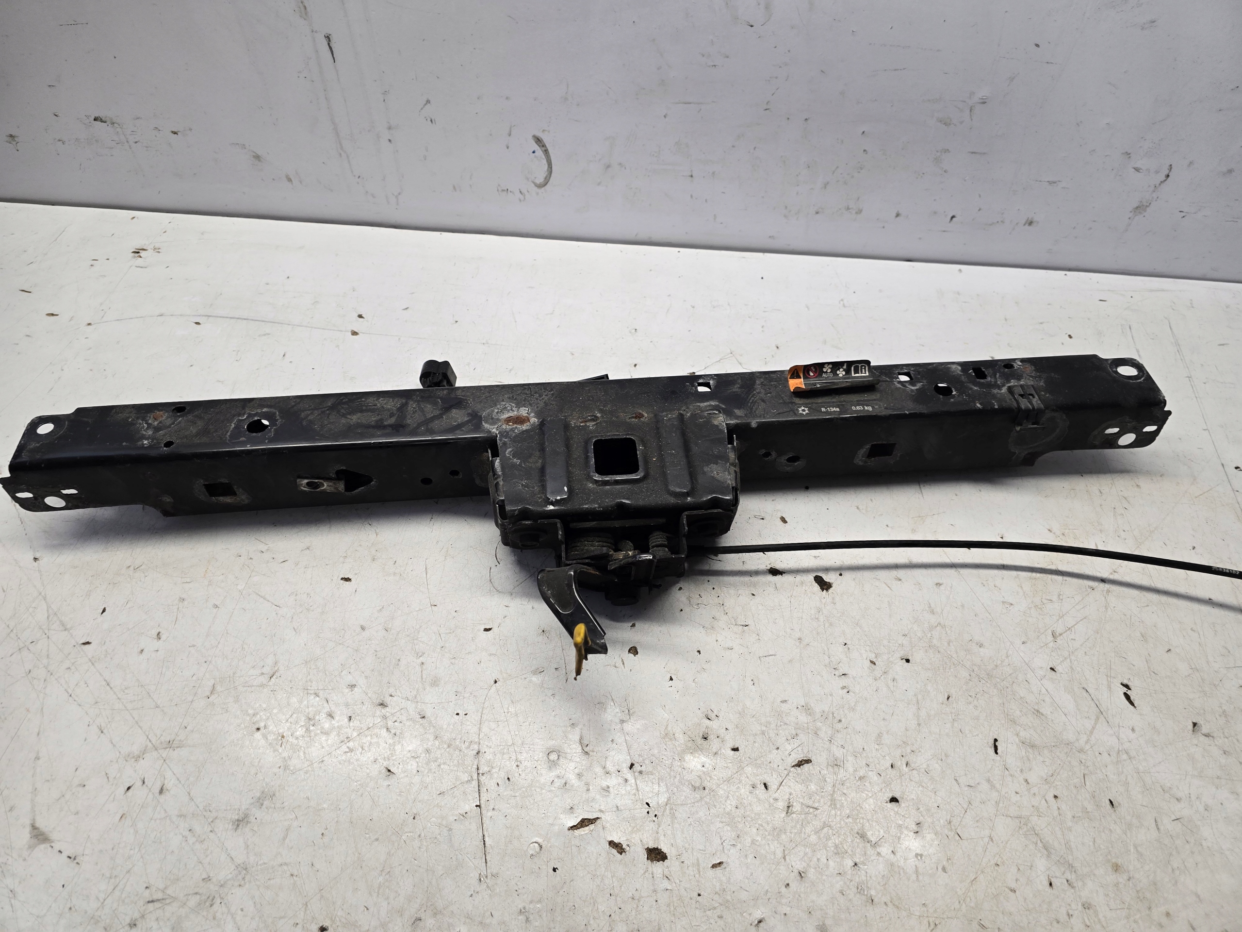 OPEL ZAFIRA C tension belt upper sider pillar front EUROPA
