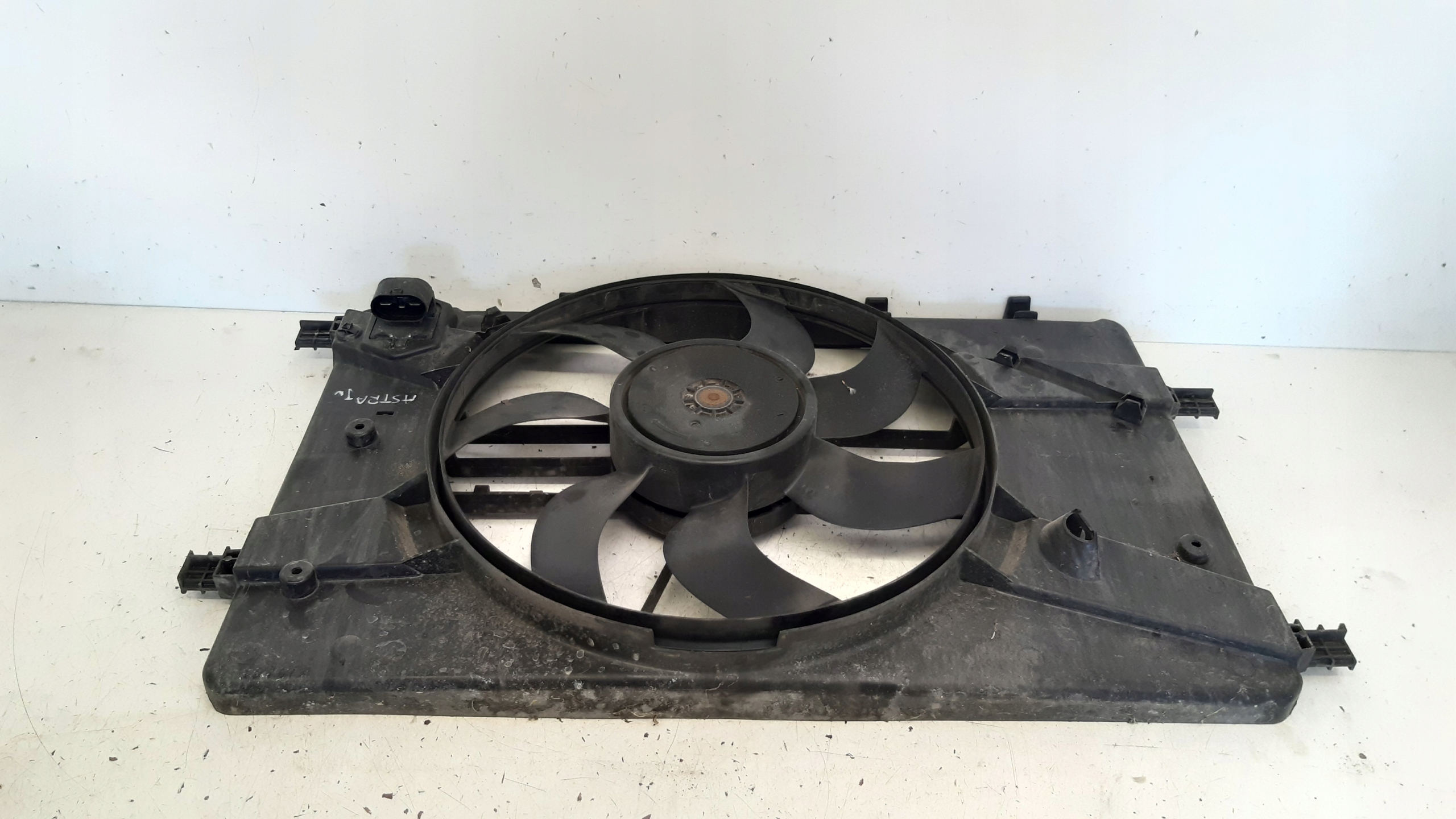 Lüfter 0130305454 Opel Astra J