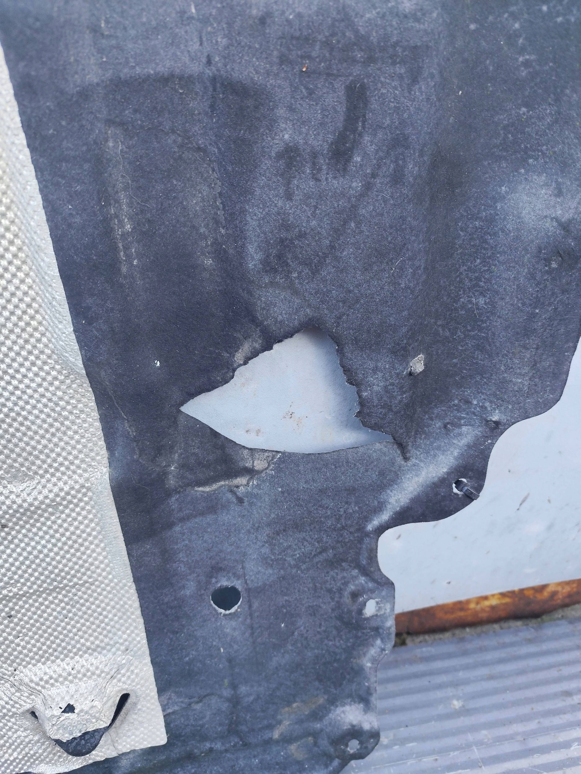 FORD FOCUS MK4 cover cover below engine