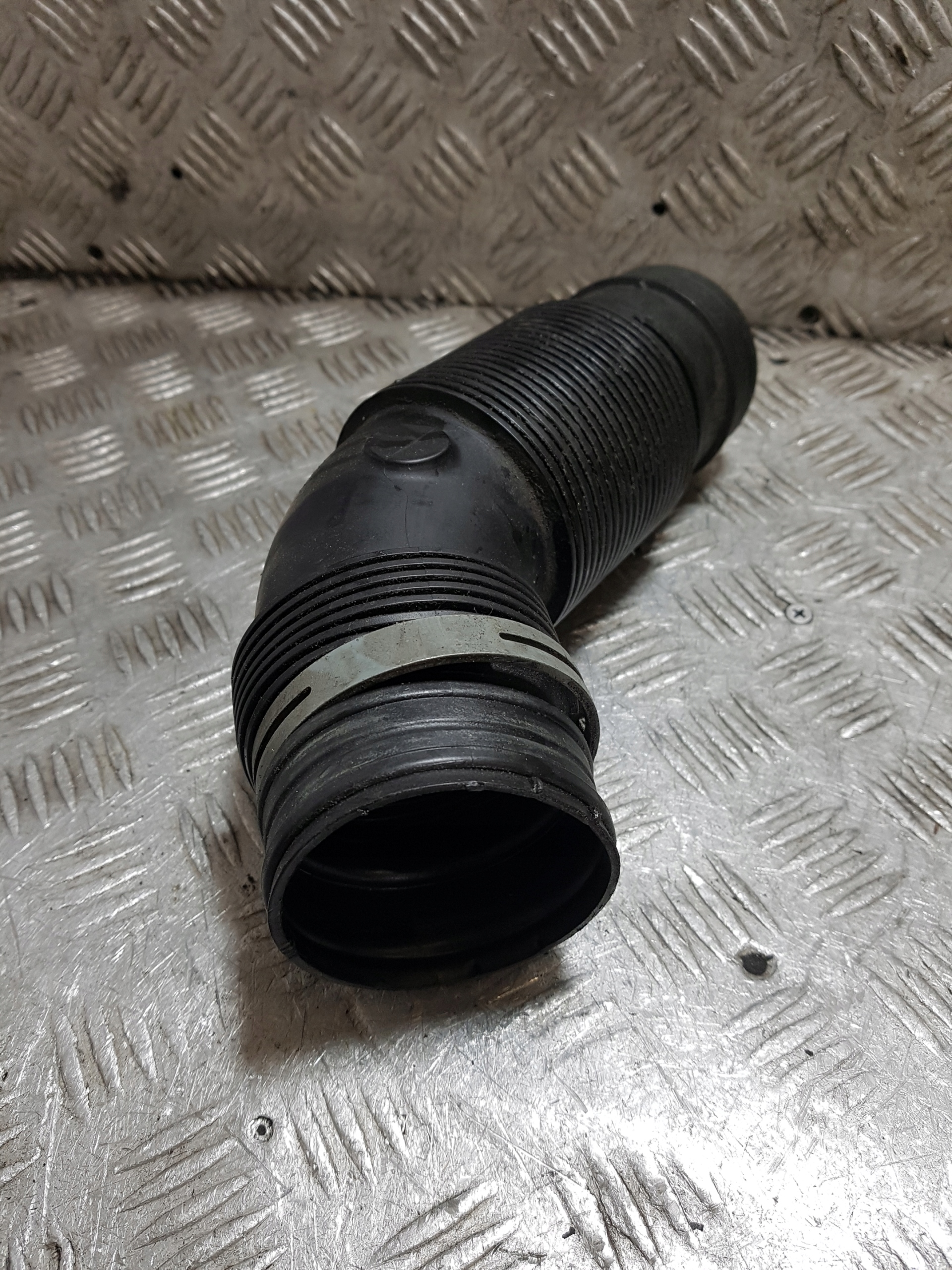 wiring pipe air AUDI Q7 7L8128684 4.2TDI