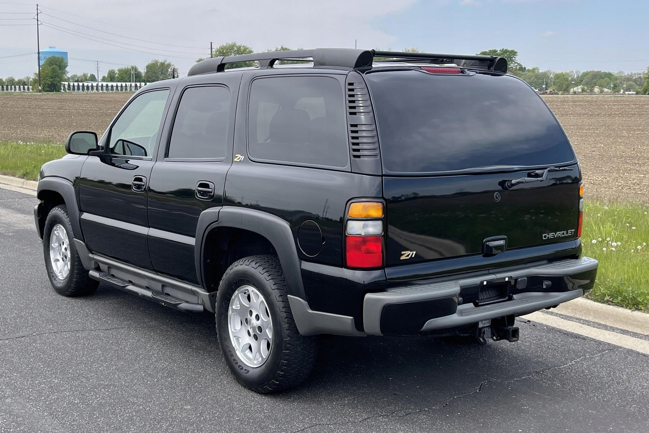 CHEVROLET TAHOE Z71 RELINGI DACHOWE Car type 4x4 SUV