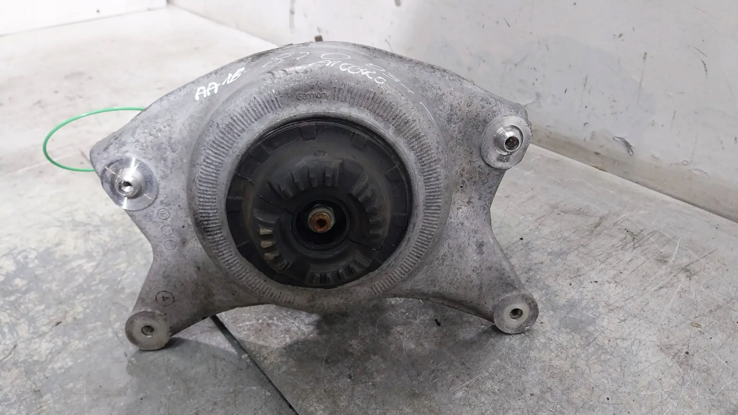shock absorber front right 8T0413031AD AUDI A4 B8 LIFT 2.0 TDI