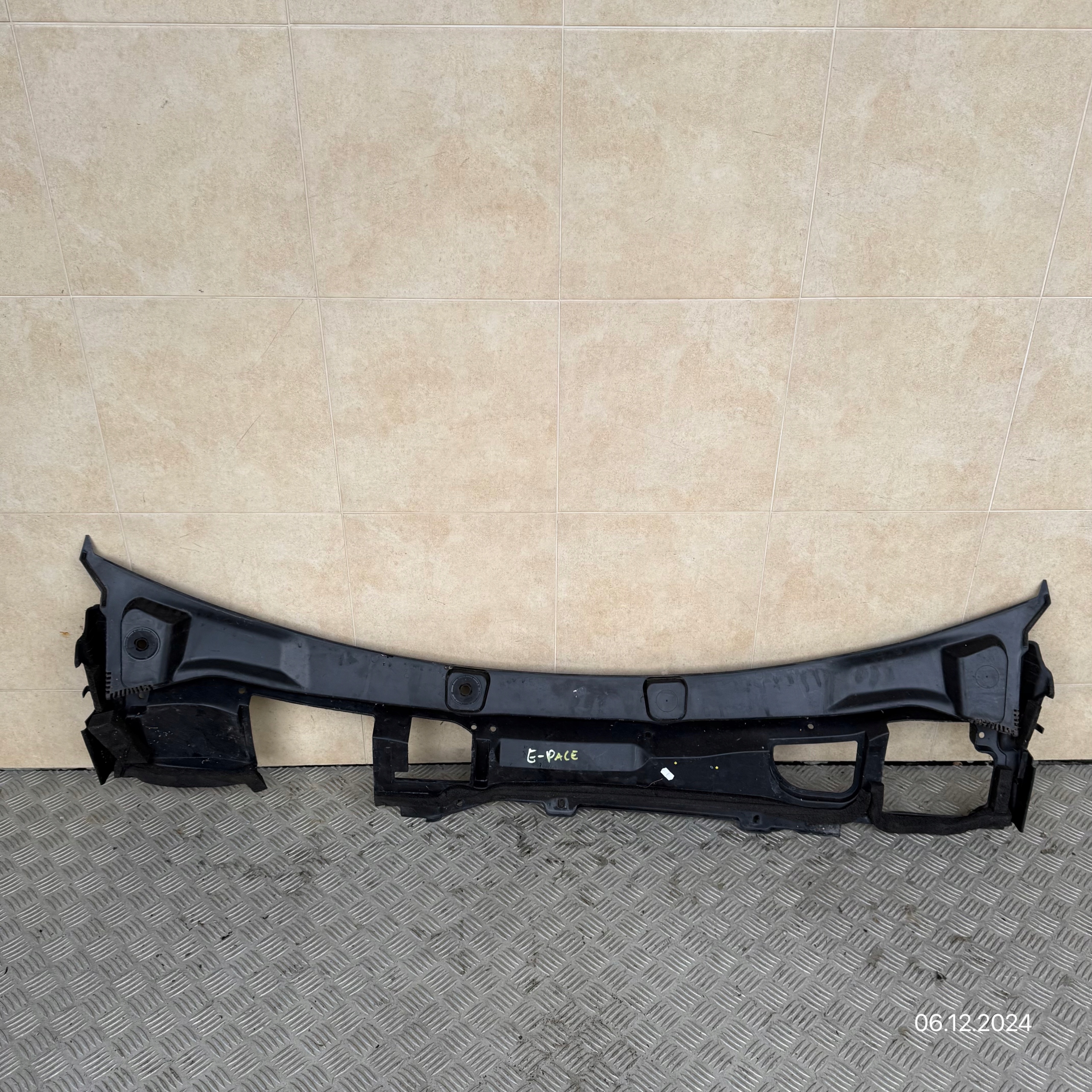 torpedo complete JAGUAR E-PACE J9C3-4105-AE