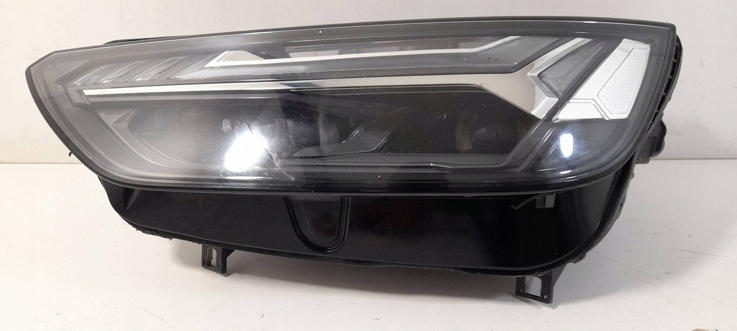 Audi Q5 SQ5 FY Lift Reflektor left 80A941035E (R479)
