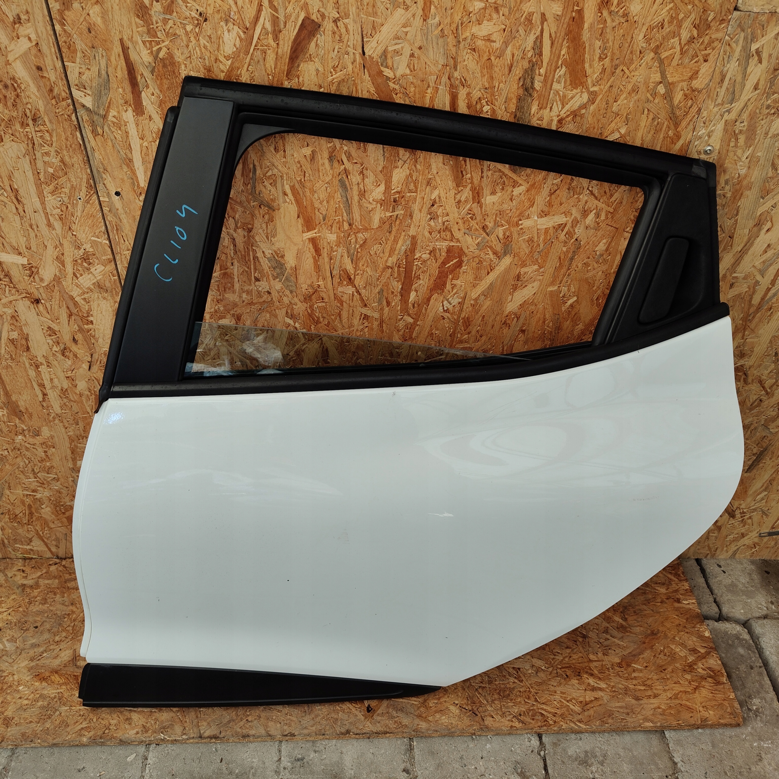 door rear. rear part left RENAULT CLIO IV HB DV369