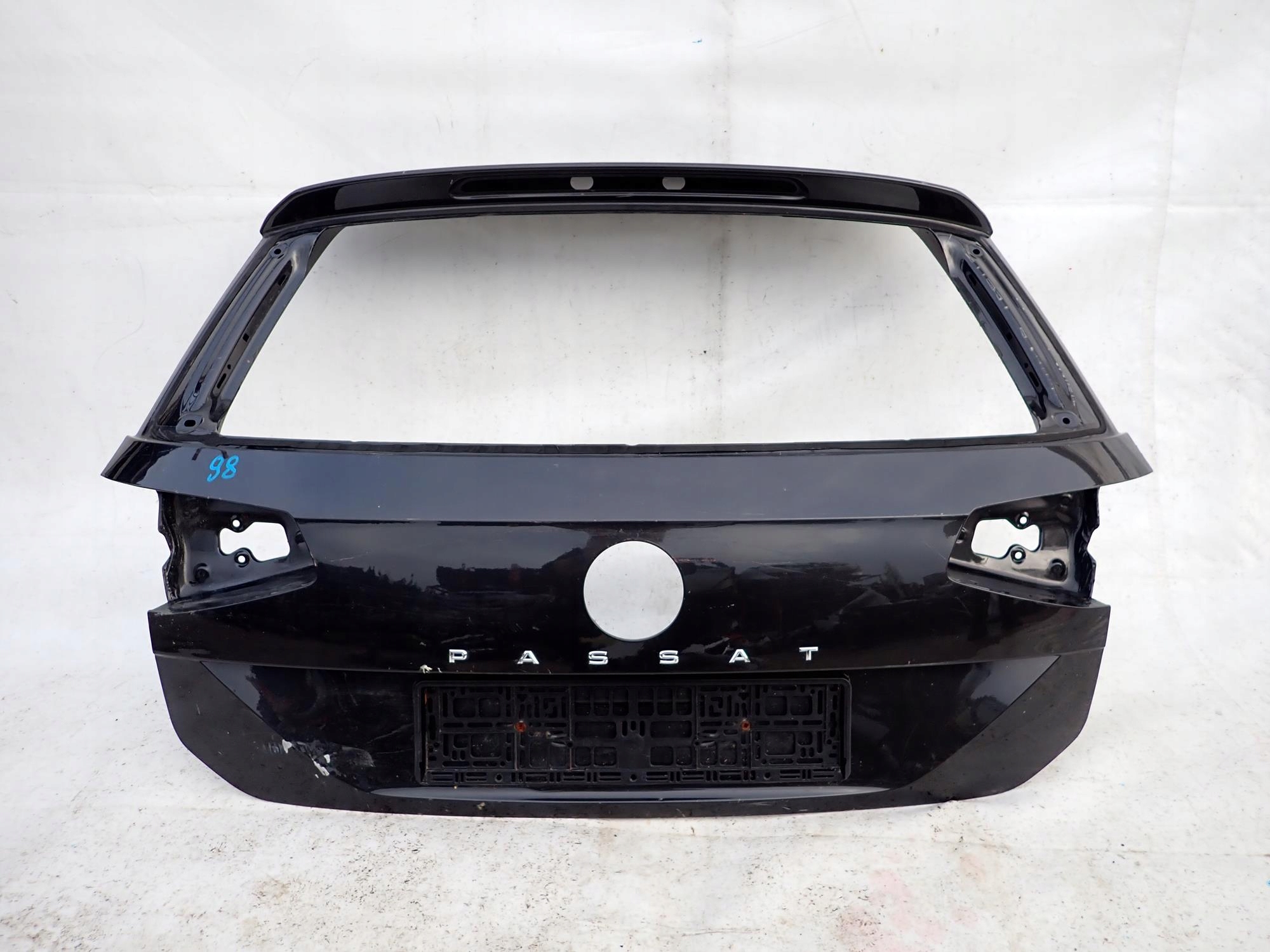VW PASSAT B8 KOMBI LIFT 19-23 boot door rear