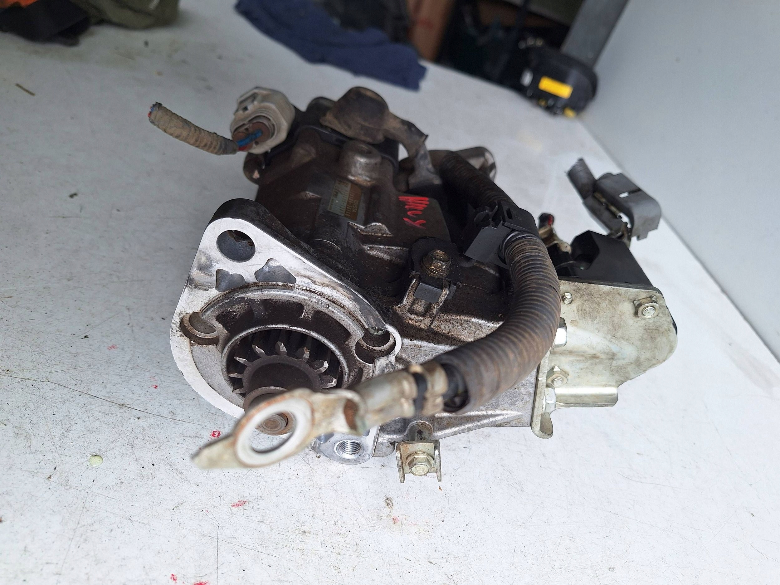 TOYOTA HILUX VIII 2016-> starter 28100-30110