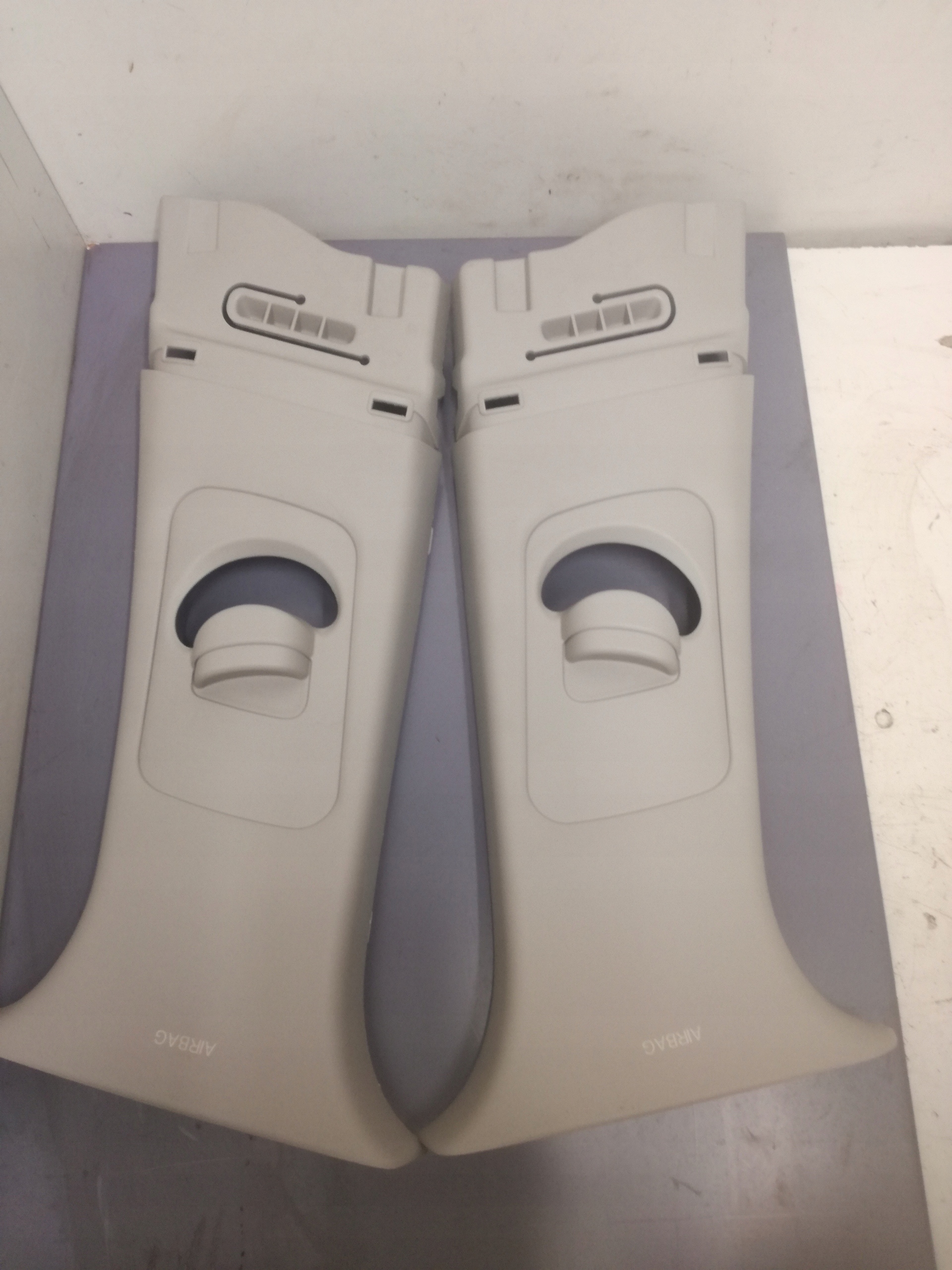 85830-N7000 85831-N7000 - TUCSON IV КРИШКА СТІЙКИ СЕРЕДОВИЩА ЛІВА ПРАВА