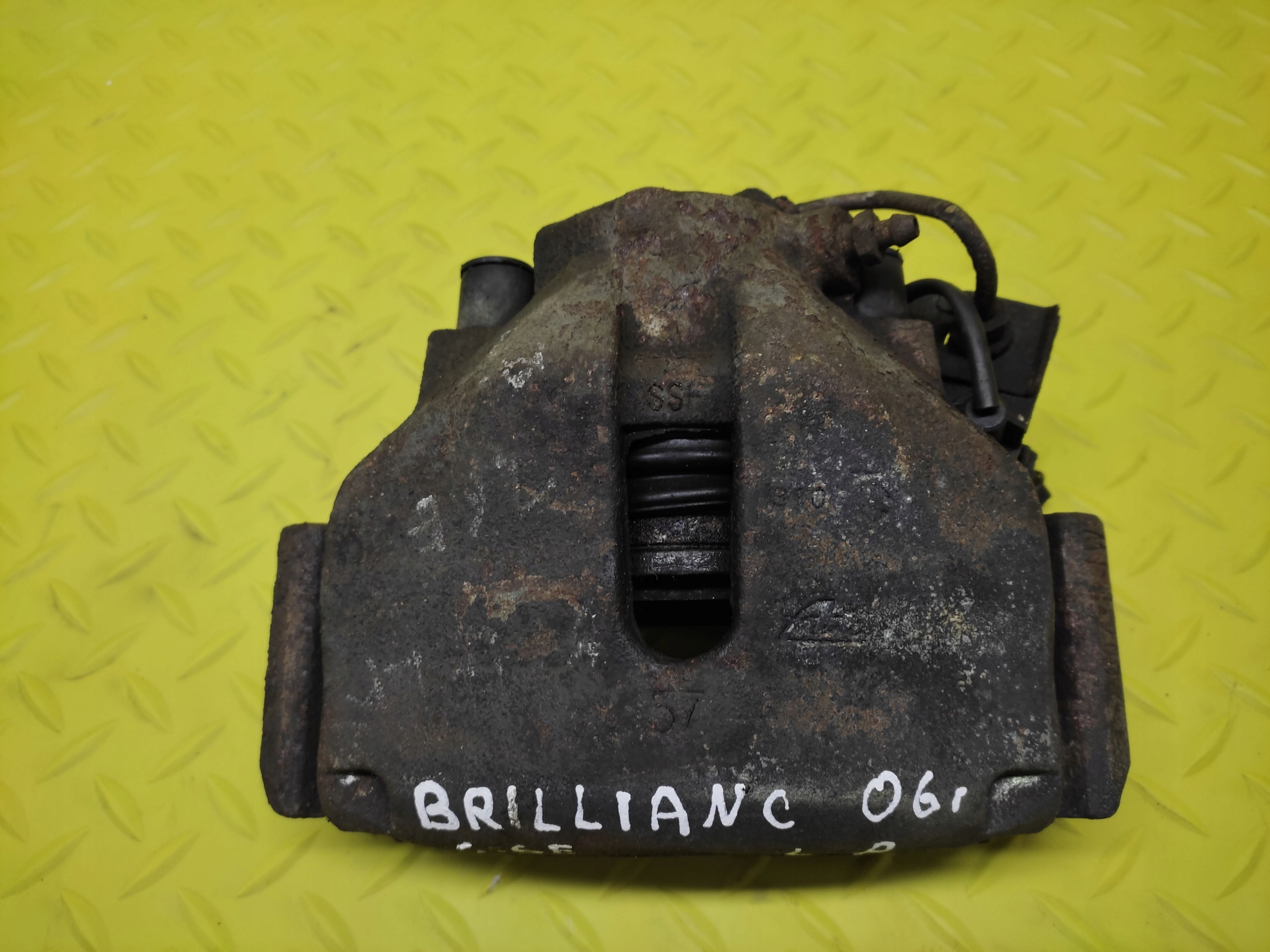 BRILLIANCE BS6 1.6 caliper brake left front