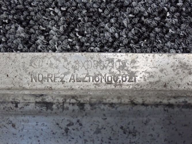 AUDI A1 8X0 10- BEKA DER STOSSSTANGE VORNE VORNE