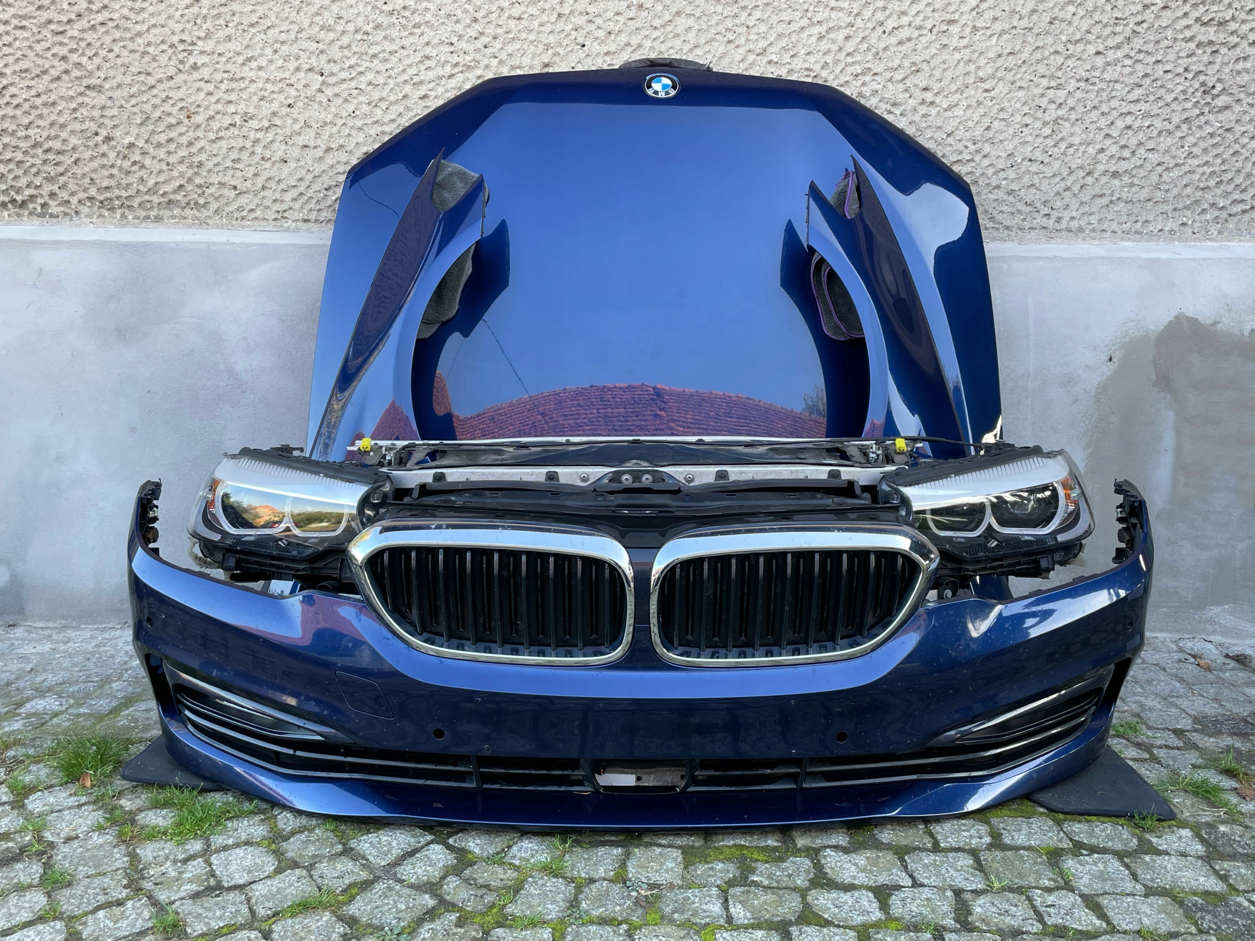 BMW 5 G30 G31 MASKA BŁOTNIK LAMPY LED ZDERZAK C10