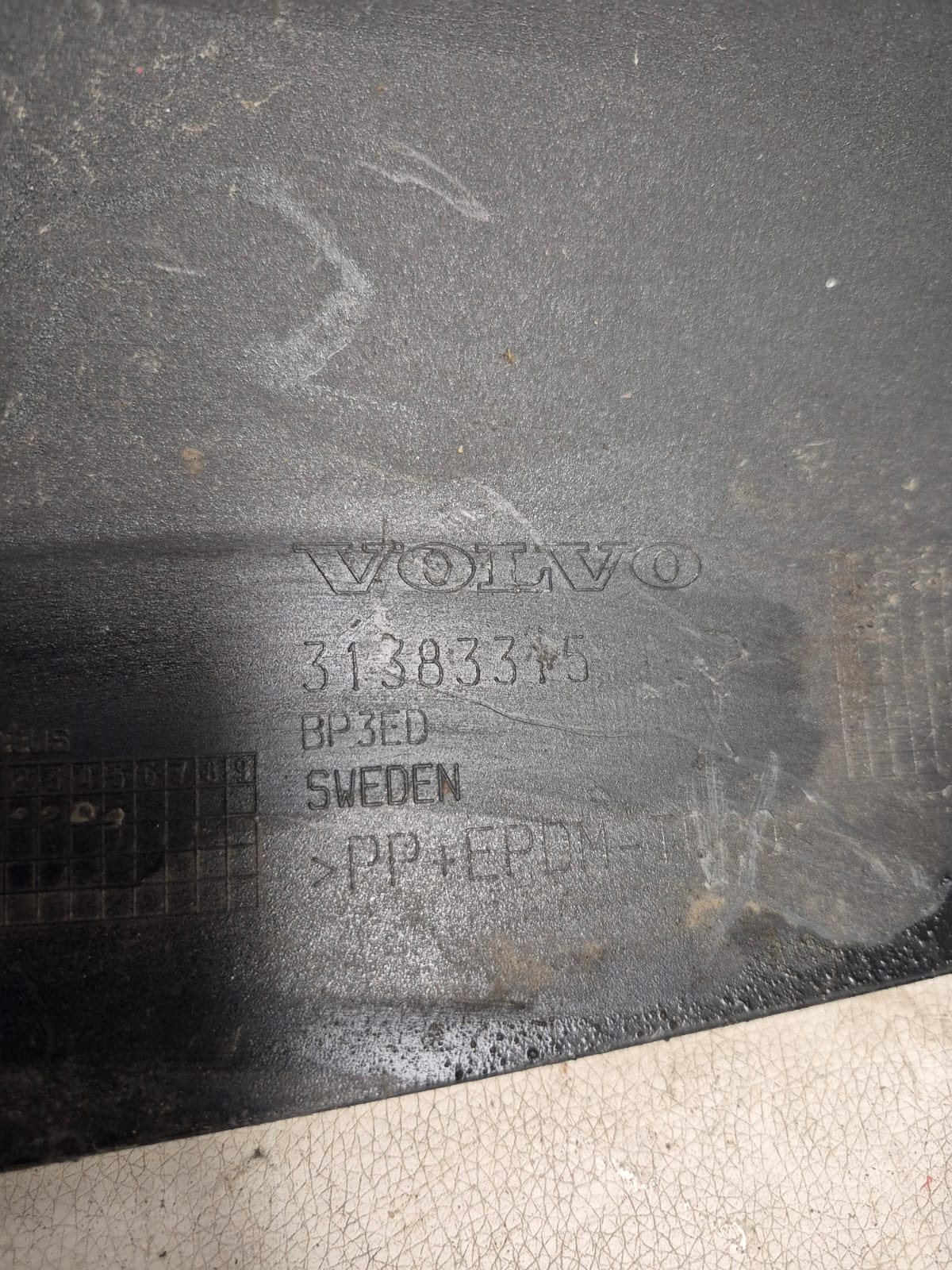 VOLVO V90 16-25 bumper rear part rear 6XPDC