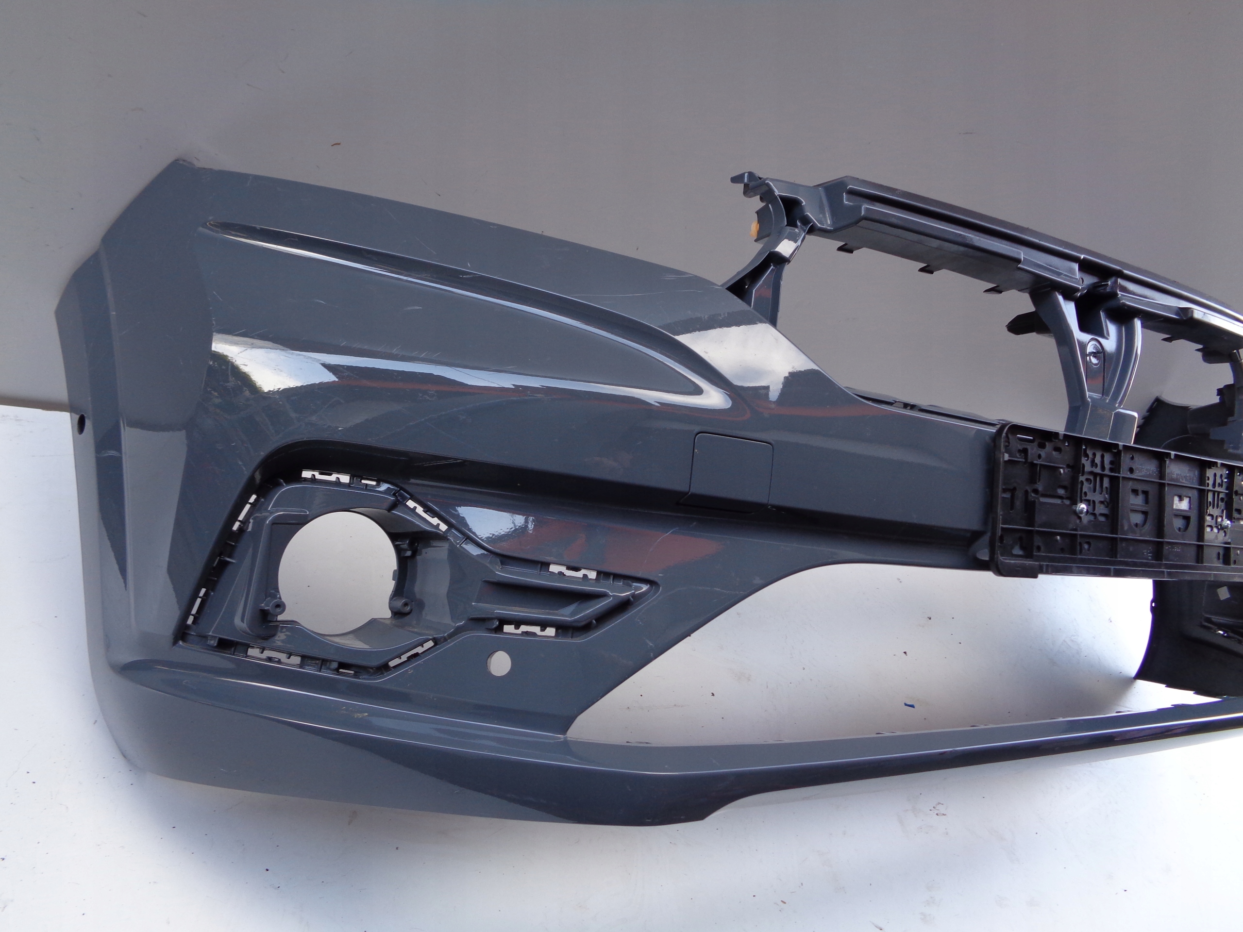 front bumper DACIA SANDERO III LOGAN 20- NR 46493