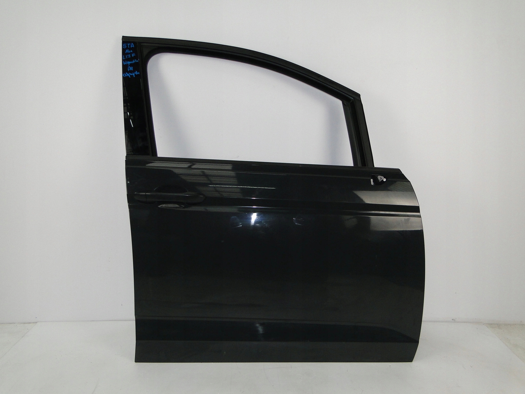 DRZWI 5TA VW TOURAN III 2016R. LI7F PRAWY PRZÓD WGNIOTKI, ODPRYSKI