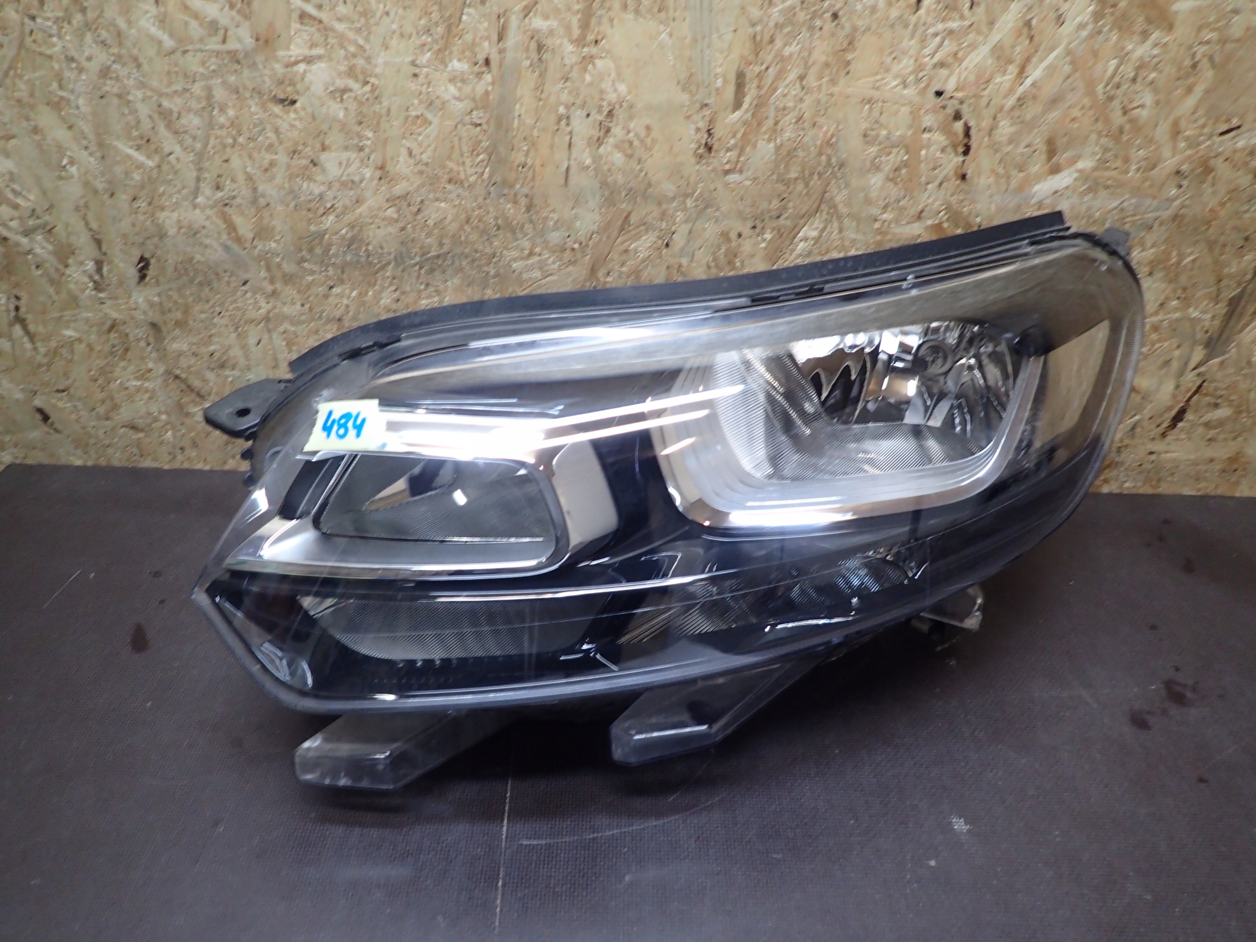 light front left CITROEN JUMPY SPACETOURER 16