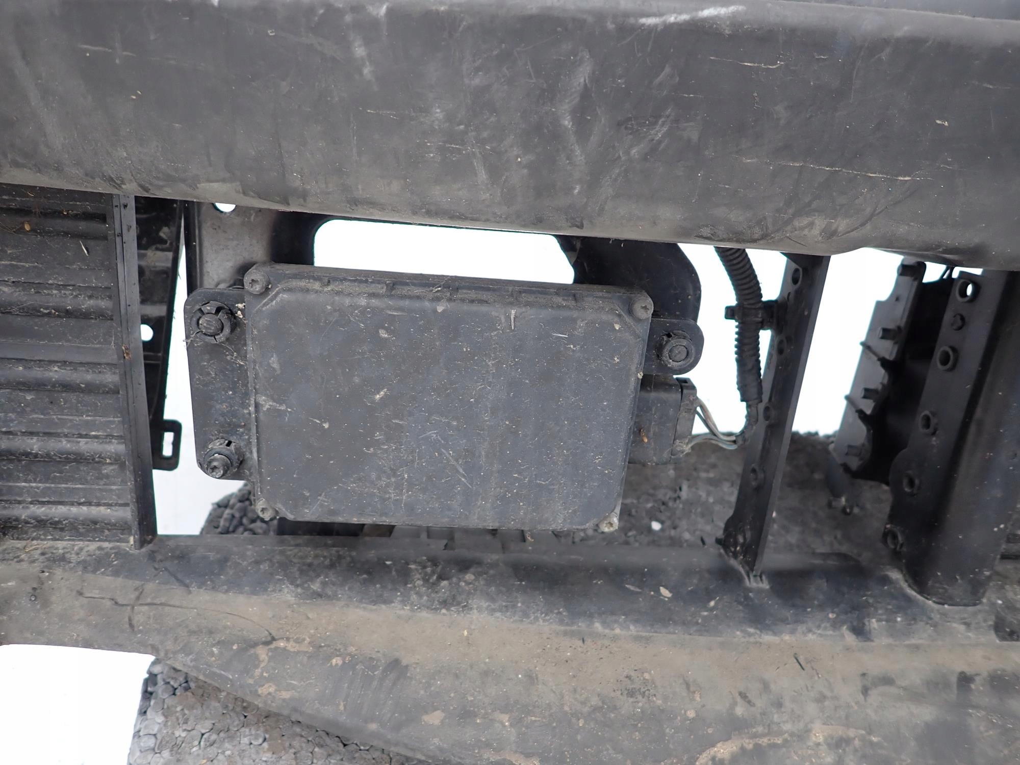 VOLVO V60 and 1 S60 II 2 LIFT 13-18 support panel for radiators pillar