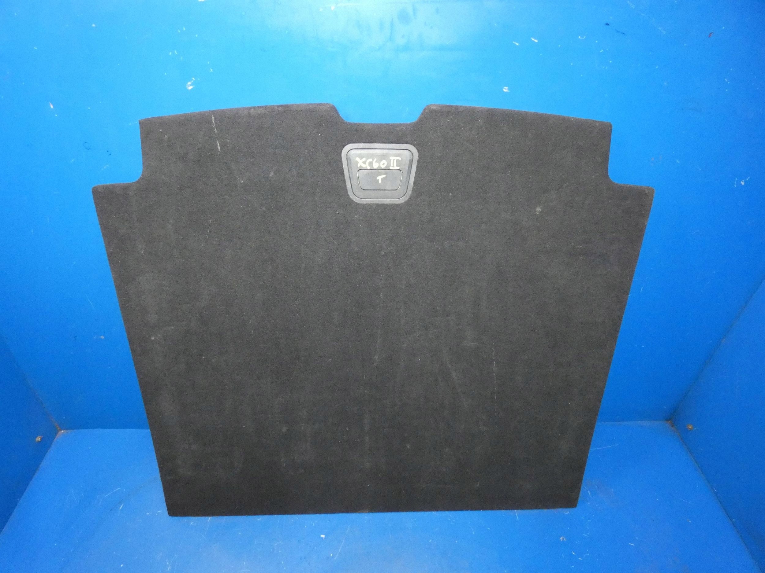 VOLVO XC60 II 17- floor mats boot