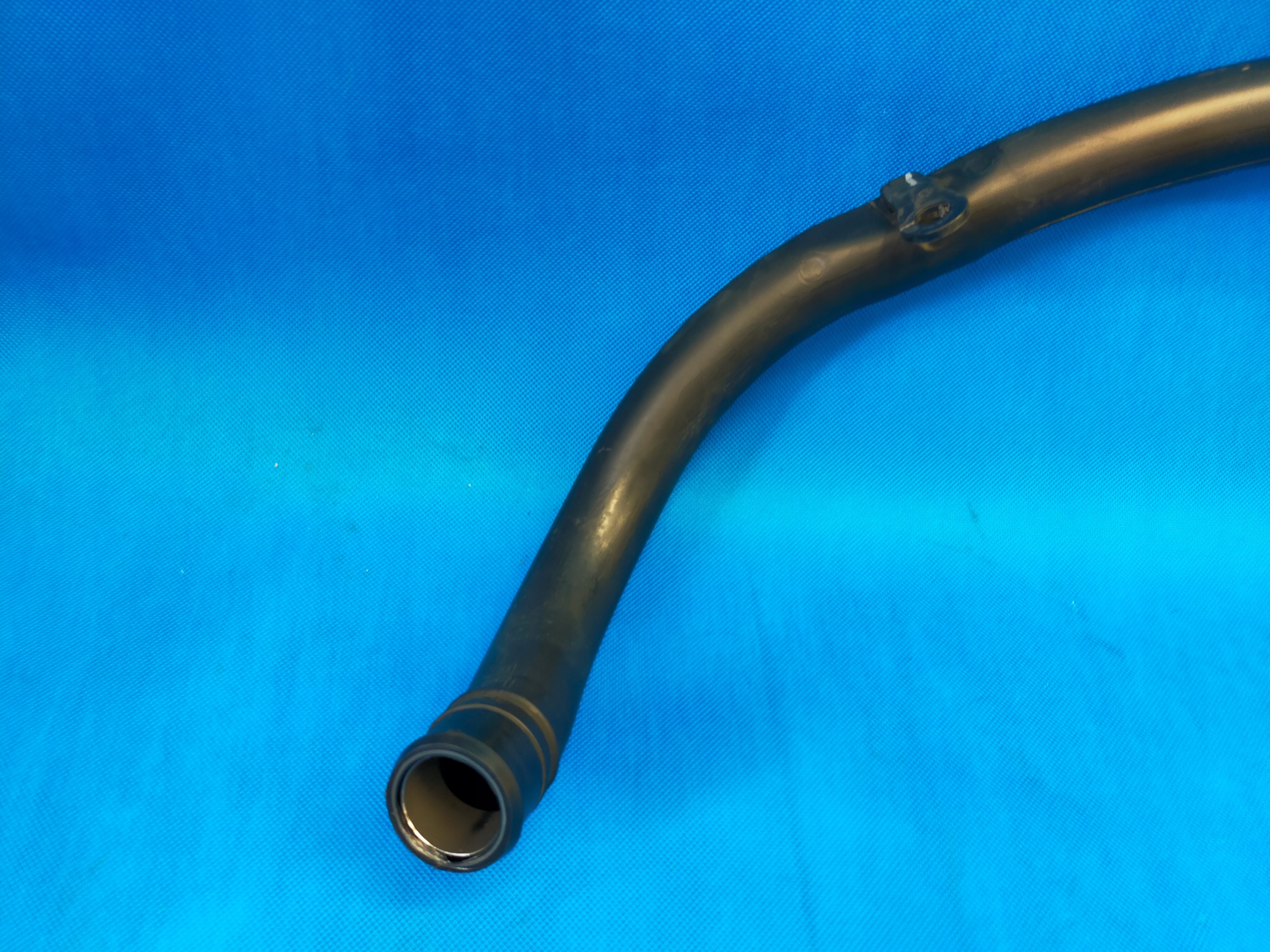 BMW X5 F15 2014 R XDRIVE 30 D 190KW RURA WLEWU PALIWA KOREK 7186702 Typ samochodu 4x4/SUV Samochody osobowe