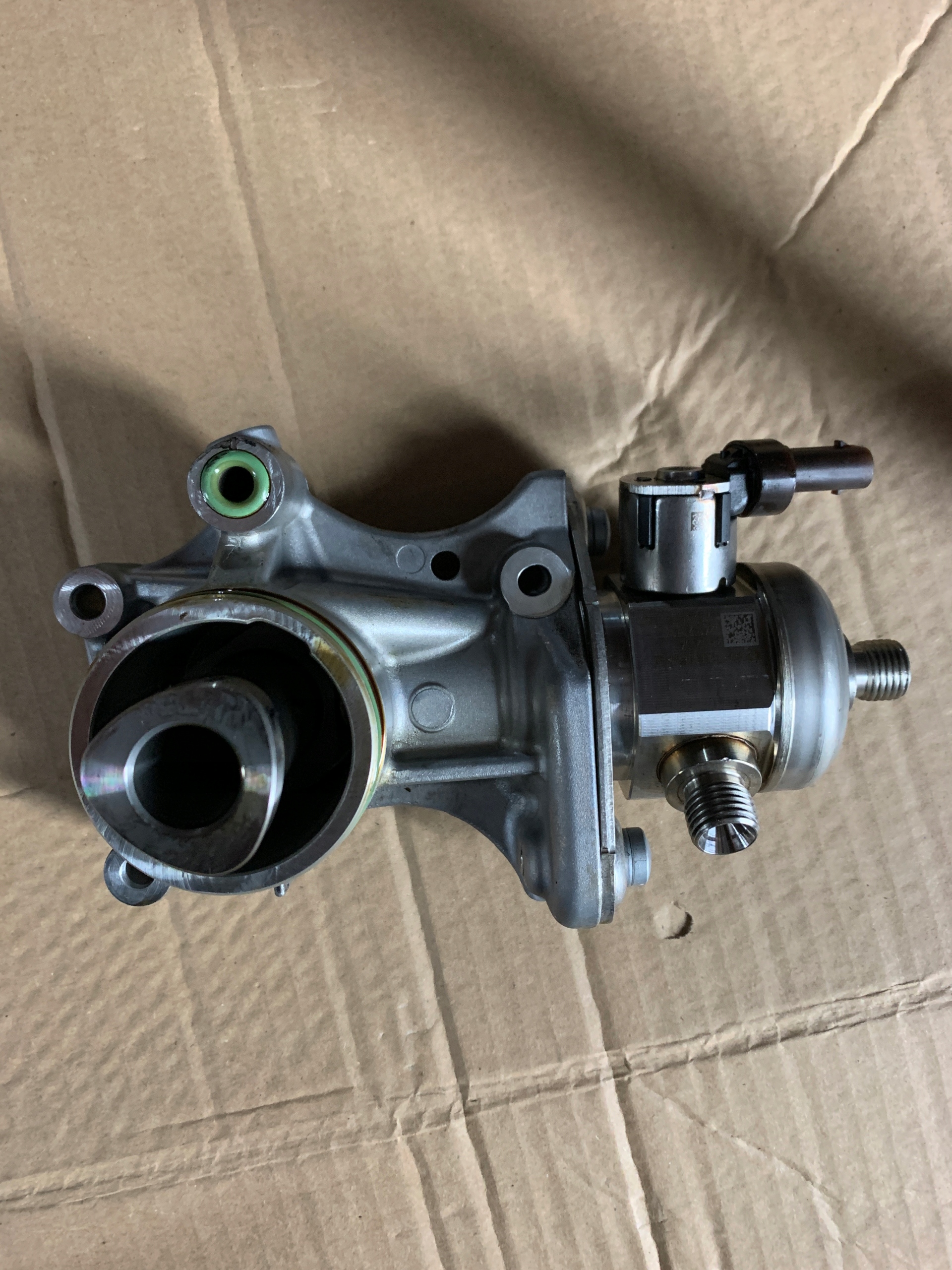 9811831280 0261520734 - PEUGEOT CITROEN 1.6 THP ПАЛИВНИЙ НАСОС