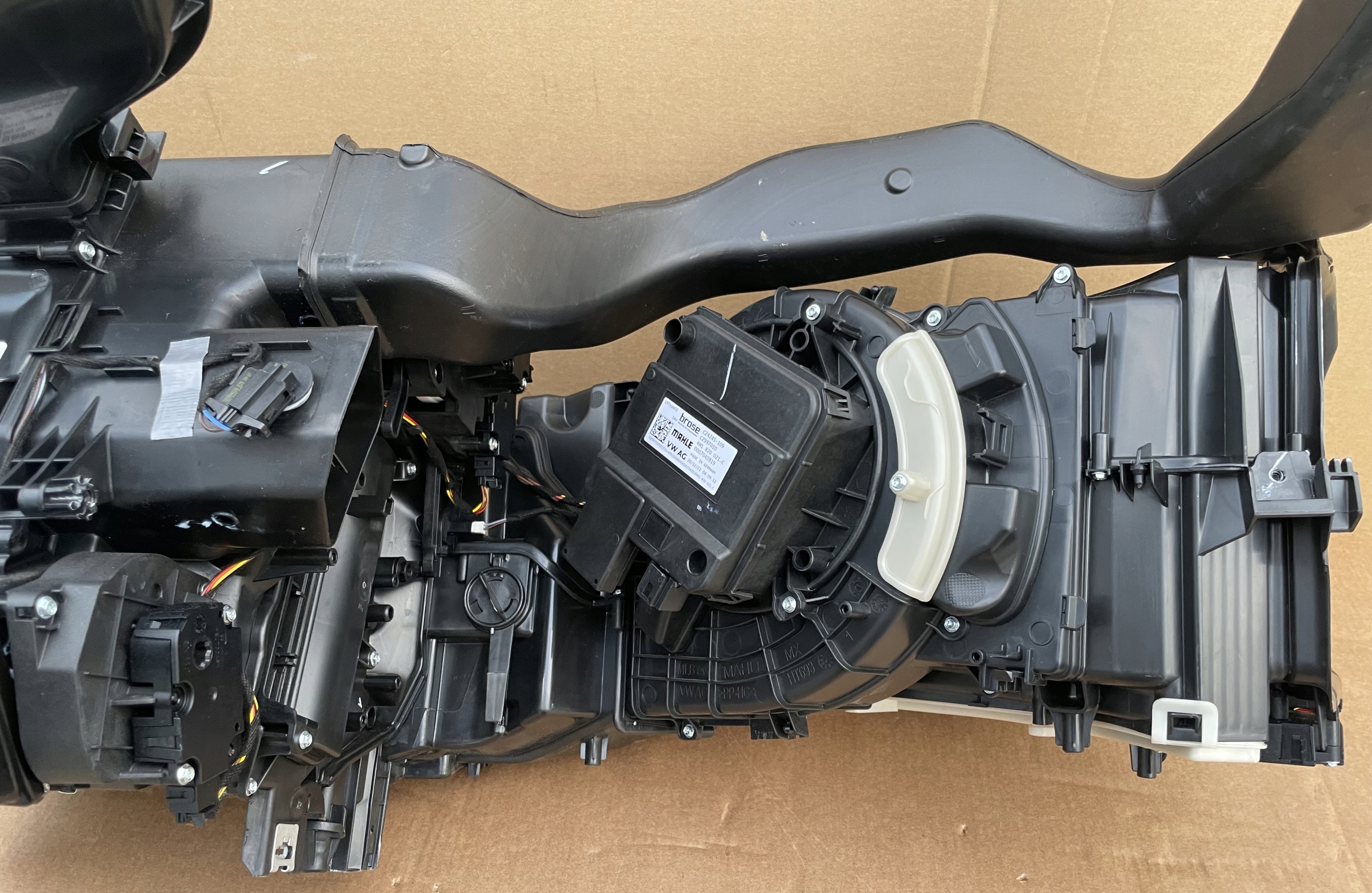 Bloc de chauffage complet AUDI Q5 LIFT 80B816005AQ Complète Comme Neuf