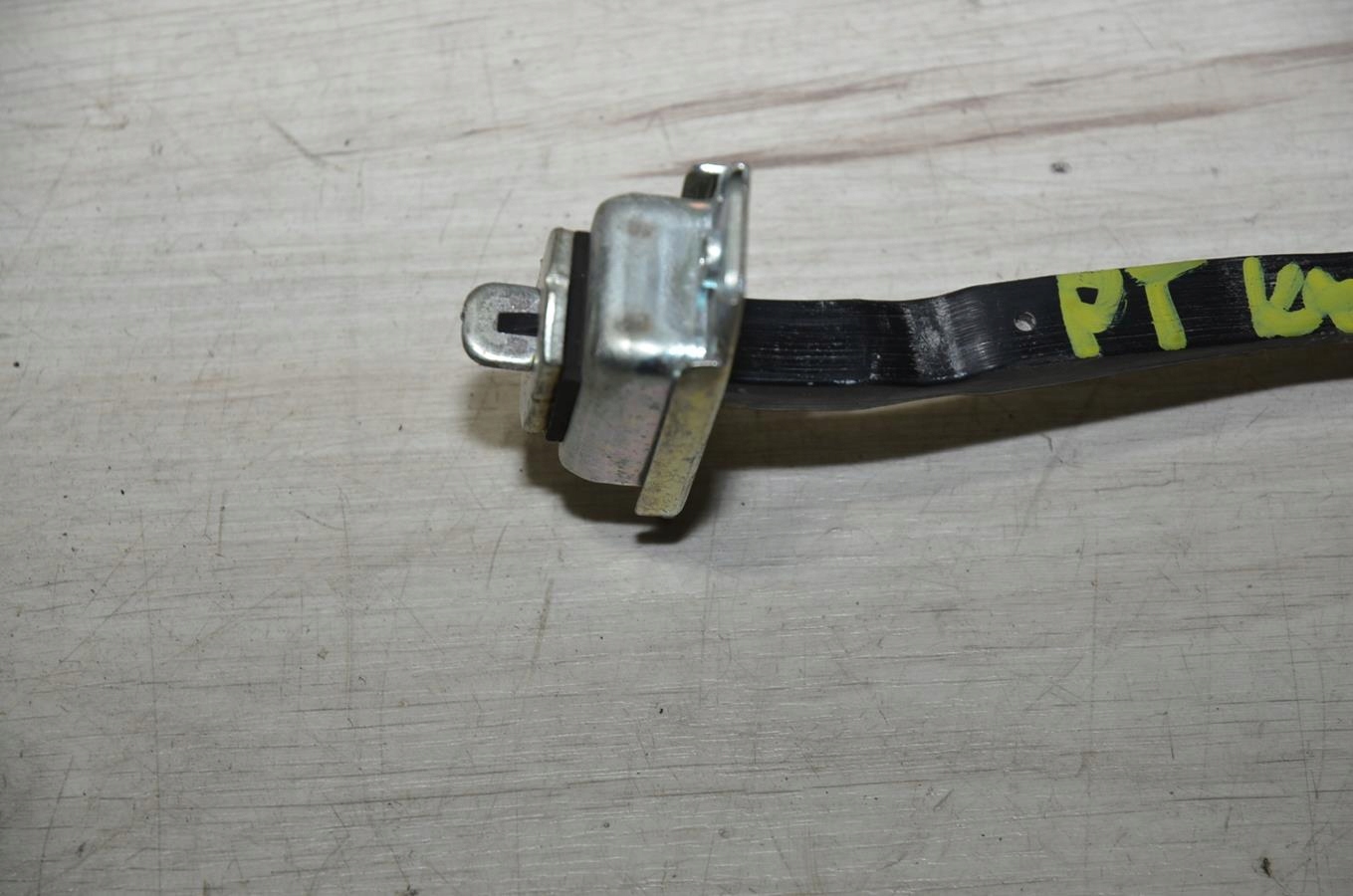 limiter door right rear part Renault Kadjar
