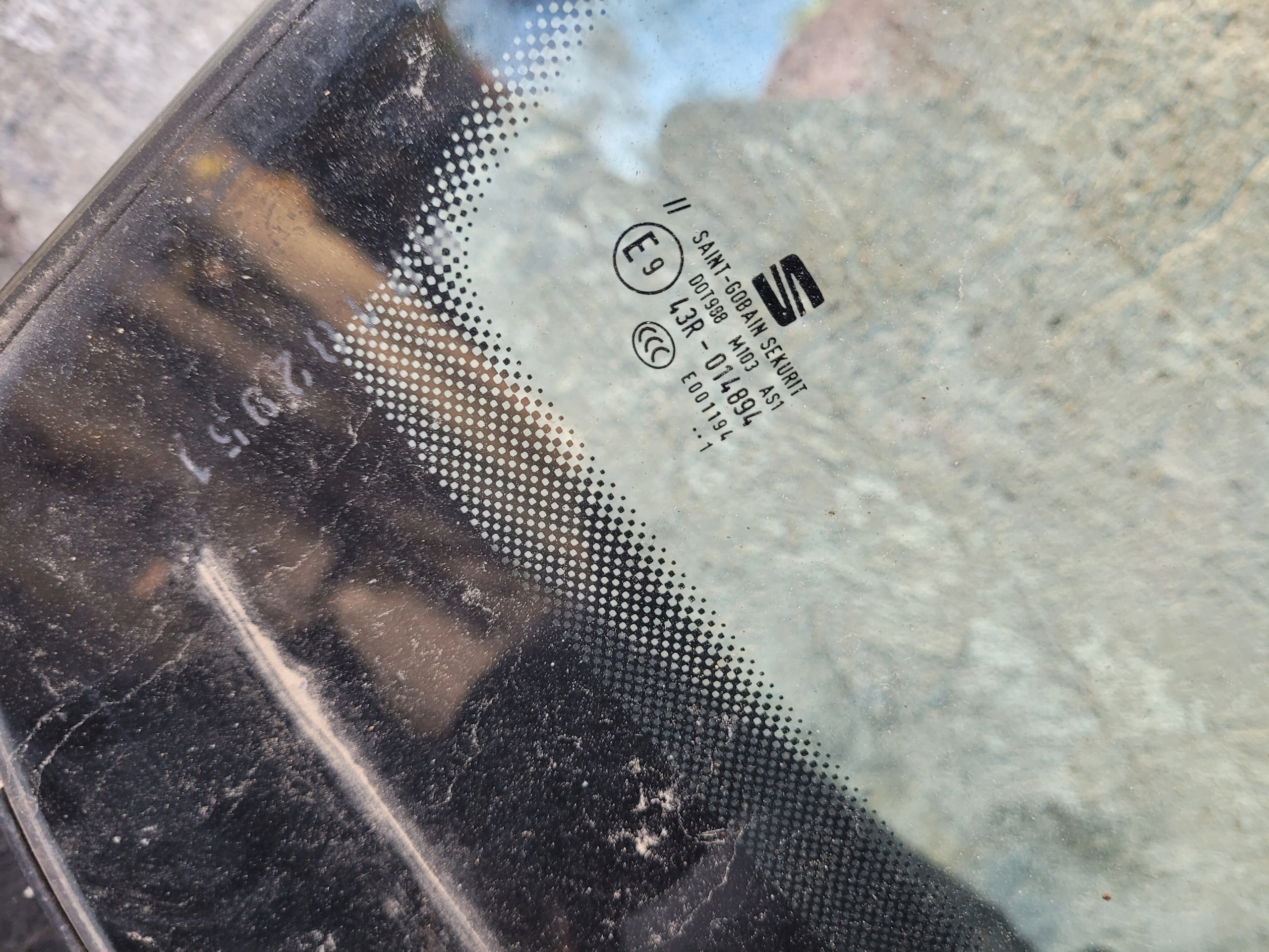 window iron SEAT ARONA 21 ROK