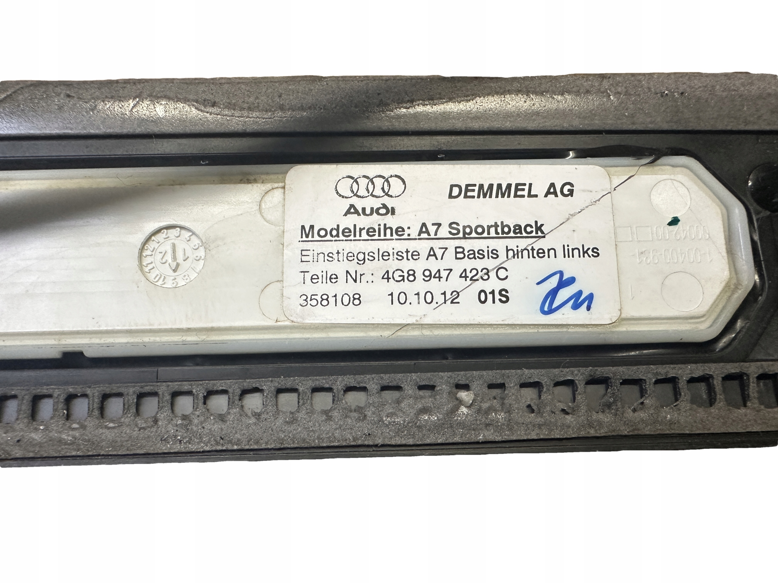 AUDI A7 4G moulding threshold left rear part LED 4G8947423C