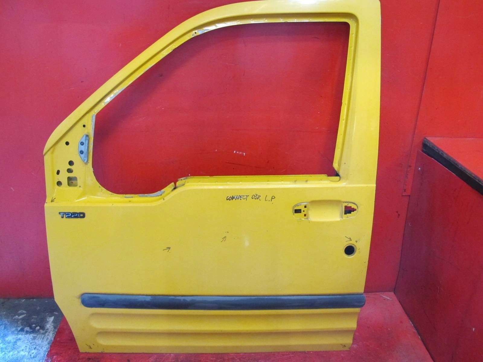 FORD TRANSIT CONNECT a PT2 MK1 02- dveře levé předek přední SAFFRON YELLO