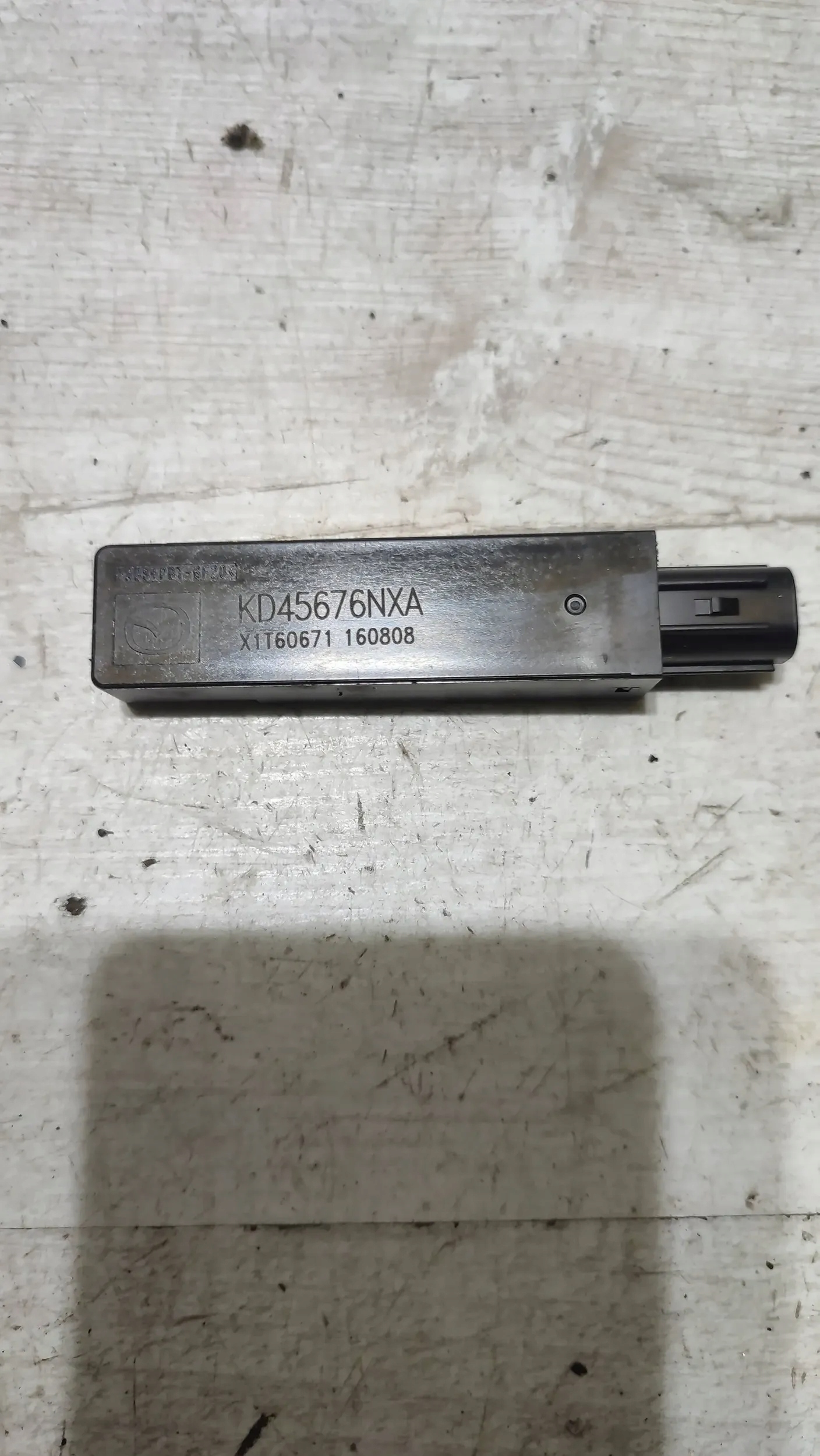 Mazda 3 III BM 17r amplifier anteny