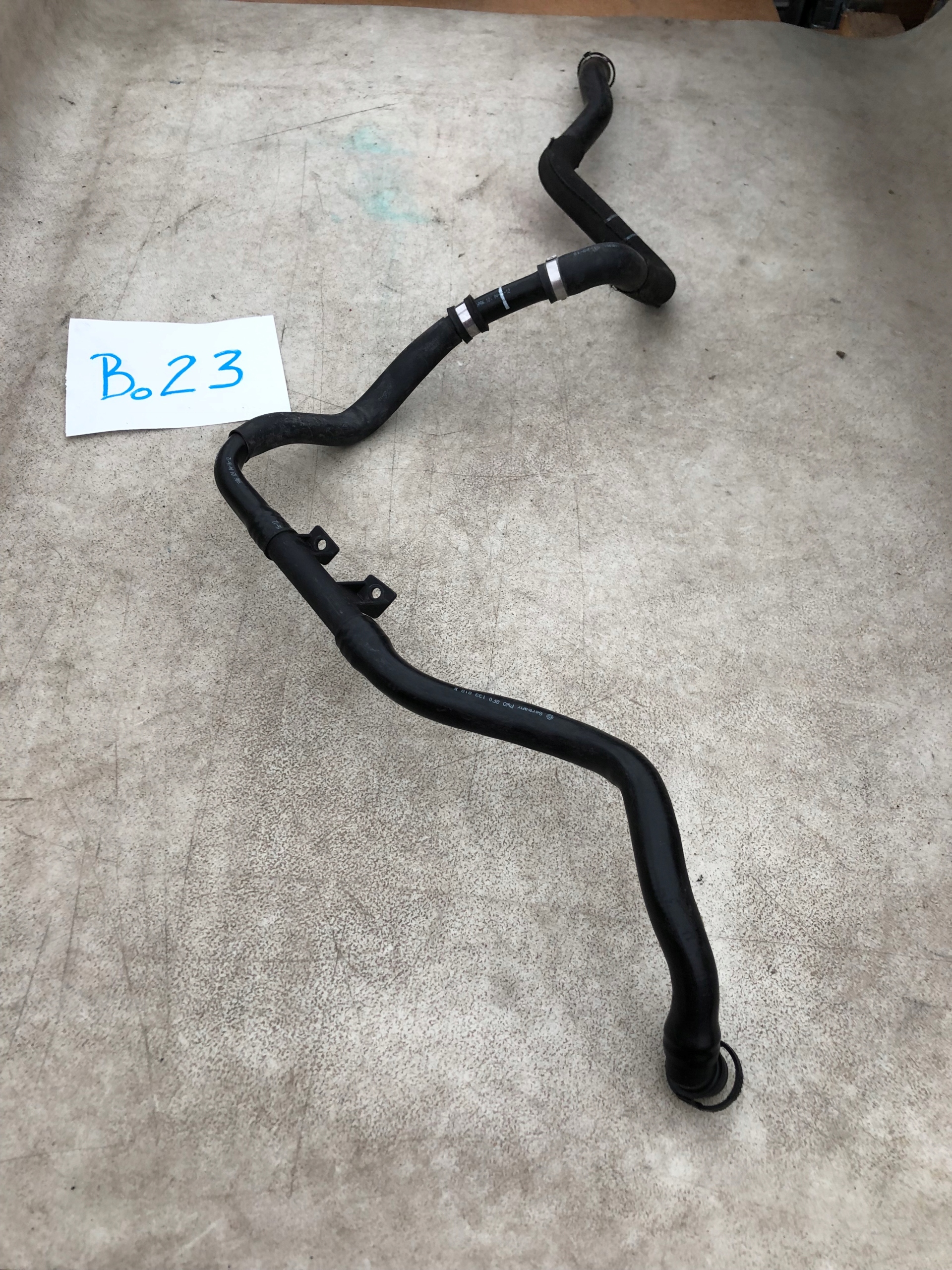 патрубок труба Воздух Audi RS5 8T 8F0133818B