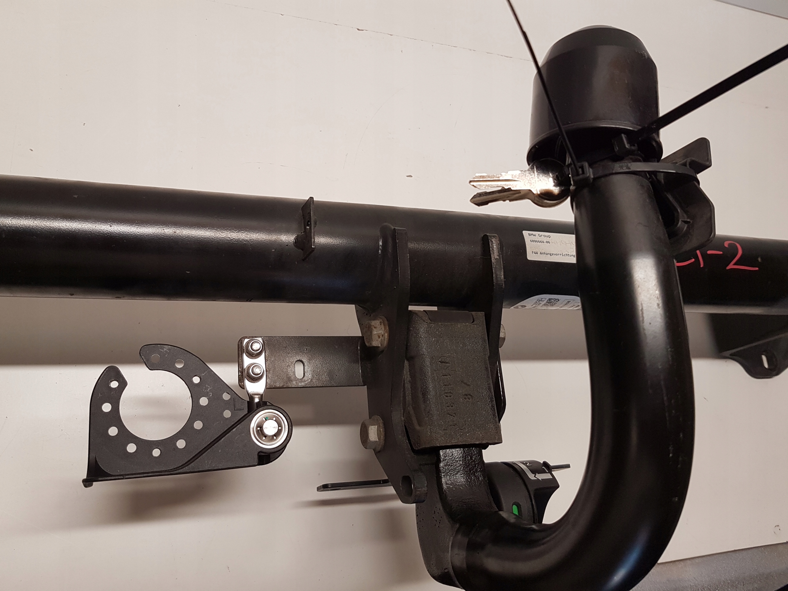 tow BMW F44 6886664