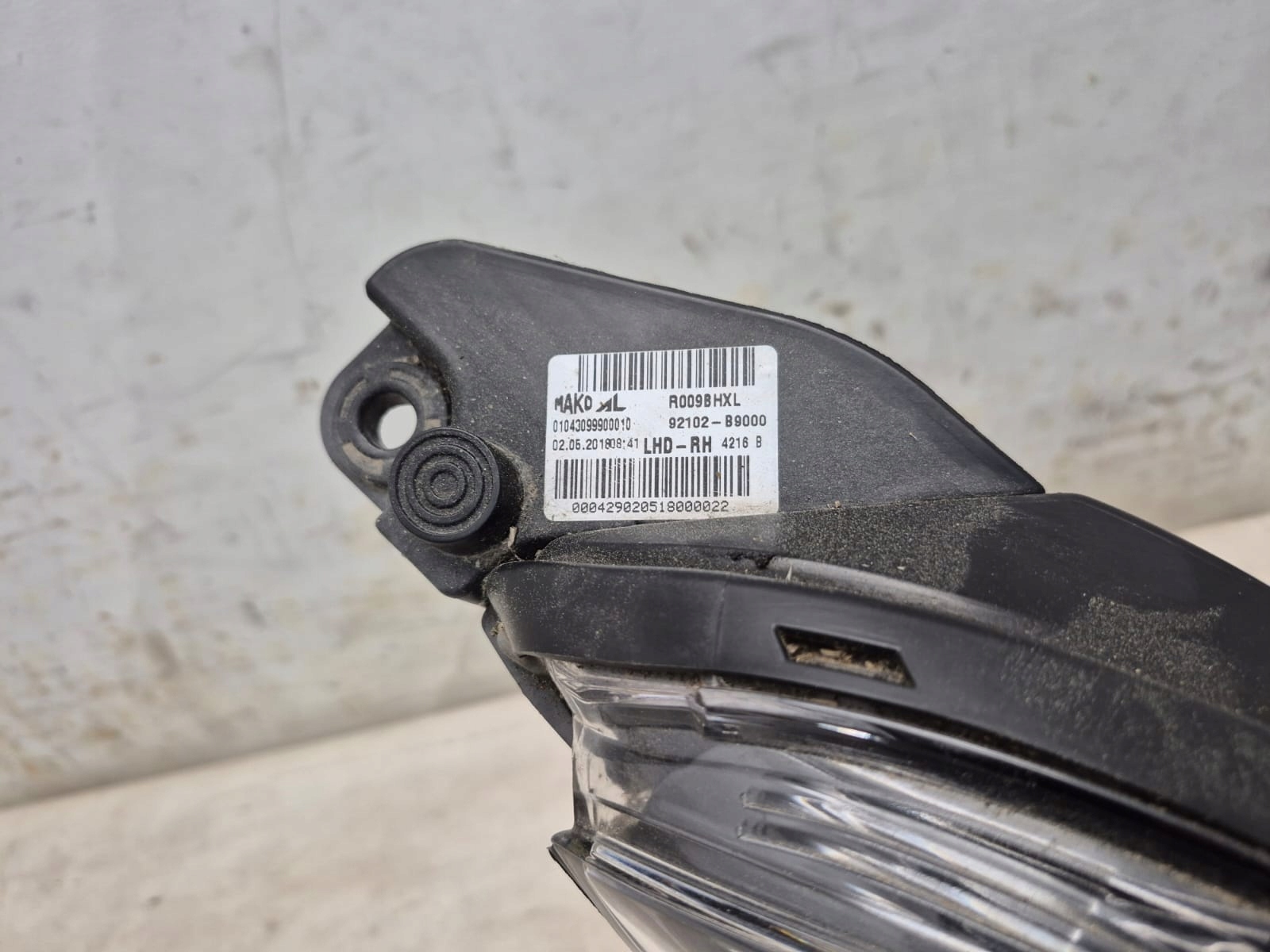 HYUNDAI I10 II 13- light right front front ZWYKLA 92102-B9000