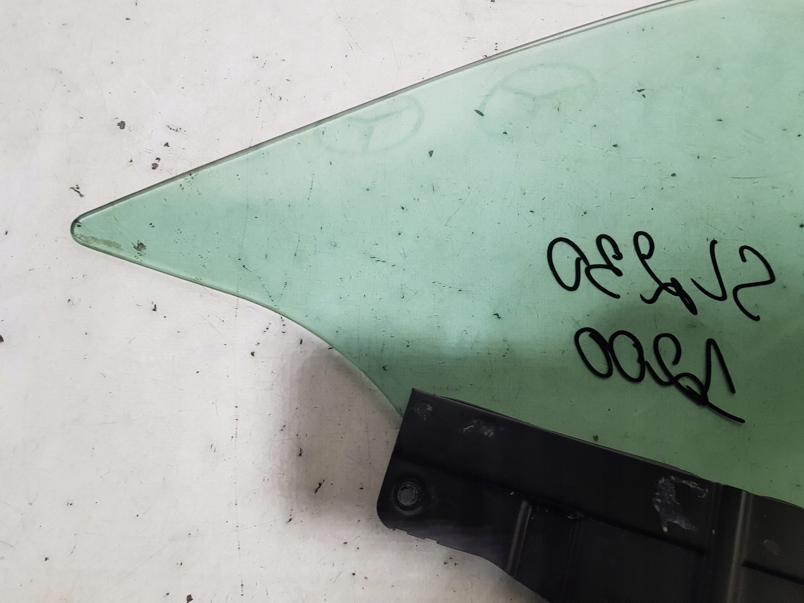 MERCEDES SL R230 W230 window left rear part left rear