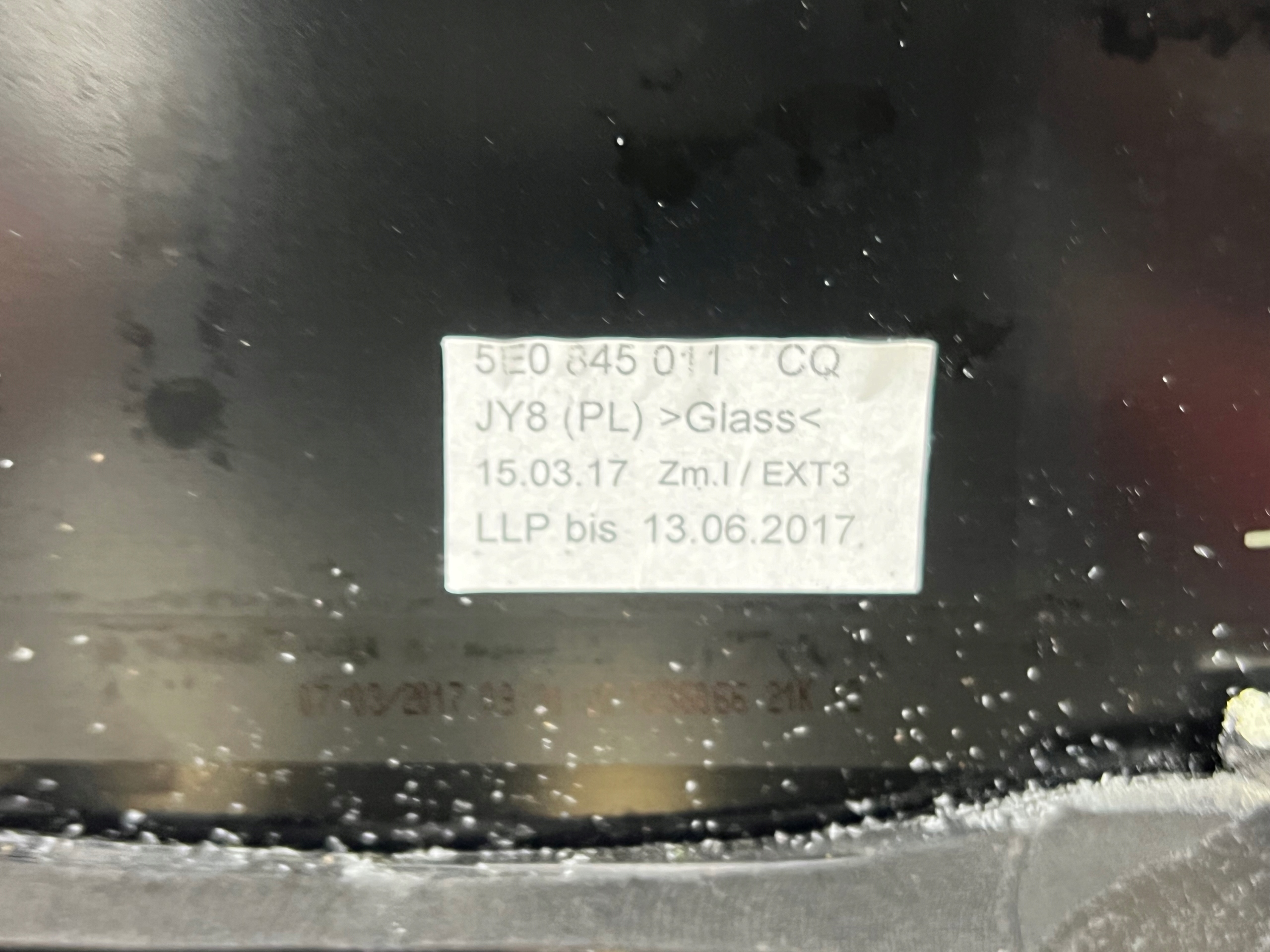 window iron front SKODA OCTAVIA III 3 2016- SENSOR 5E0845011CQ ORYGINA