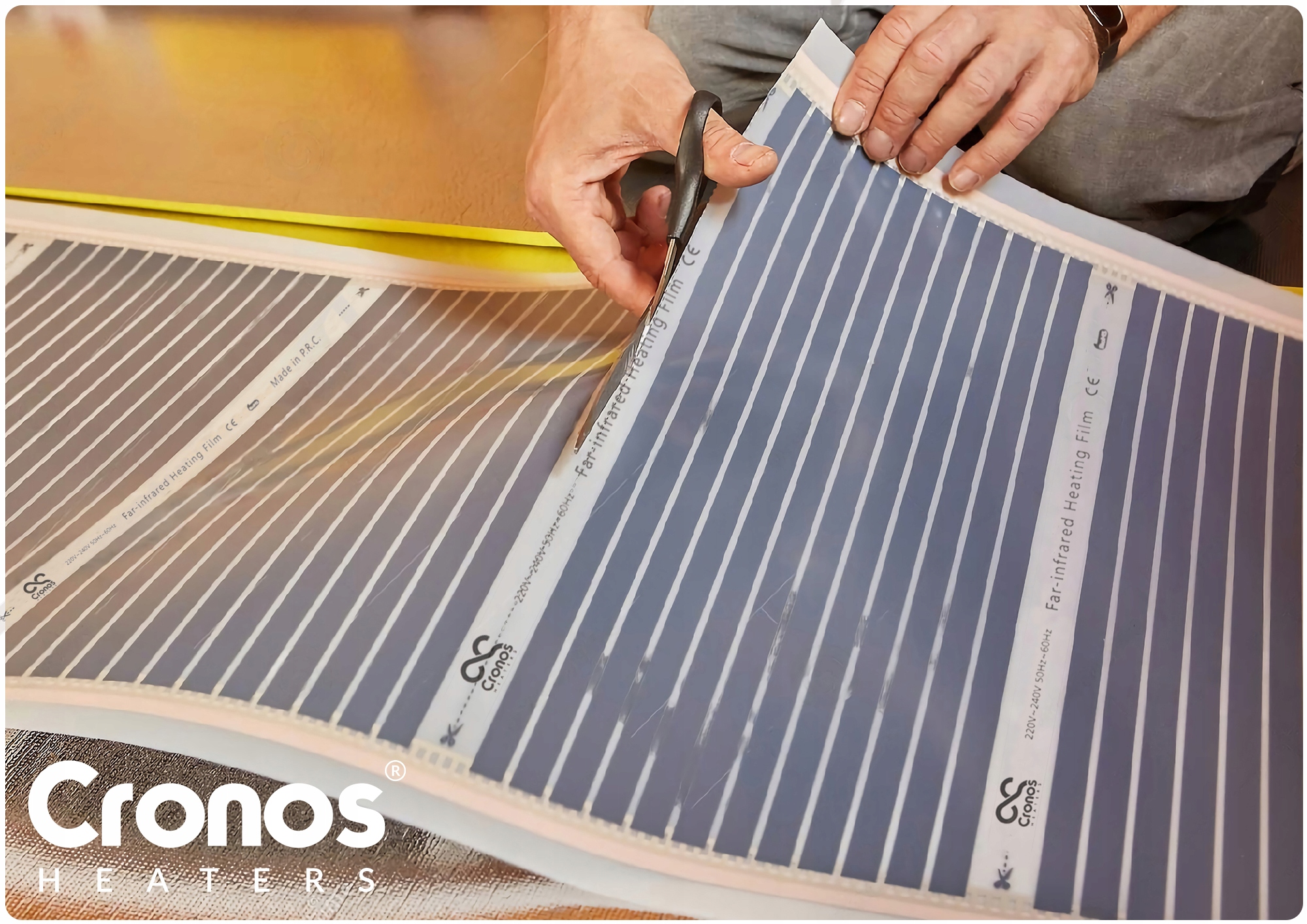 CRONOS FOLIA GRZEWCZA MATA NA PODCZERWIEŃ IR Z TERMOSTATEM 140W/m2 17m2 Długość 17 m