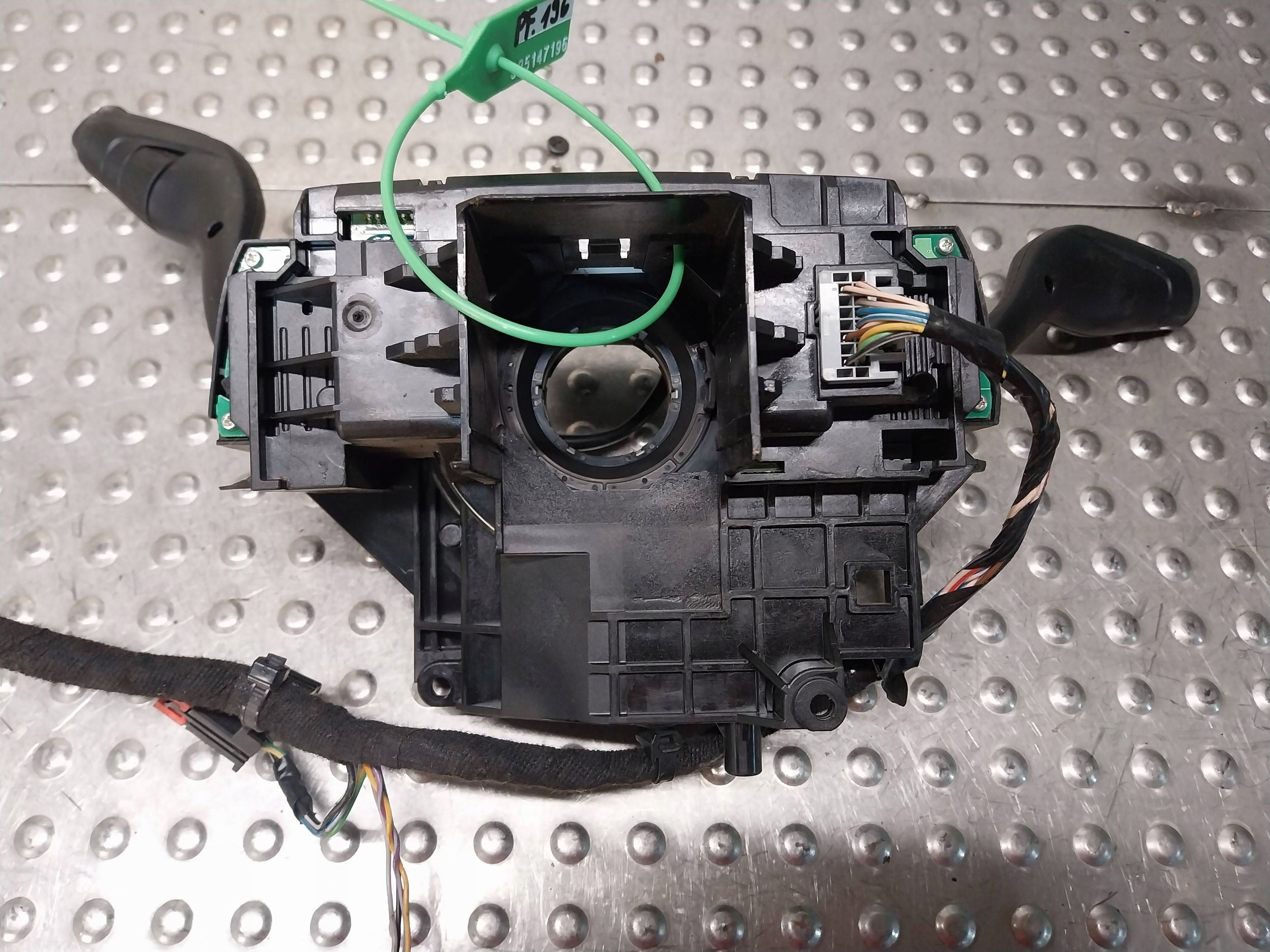 steering wheel levers and controls control ring BV6T-13N064-AH FORD FOCUS MK3 C-MAX MK2
