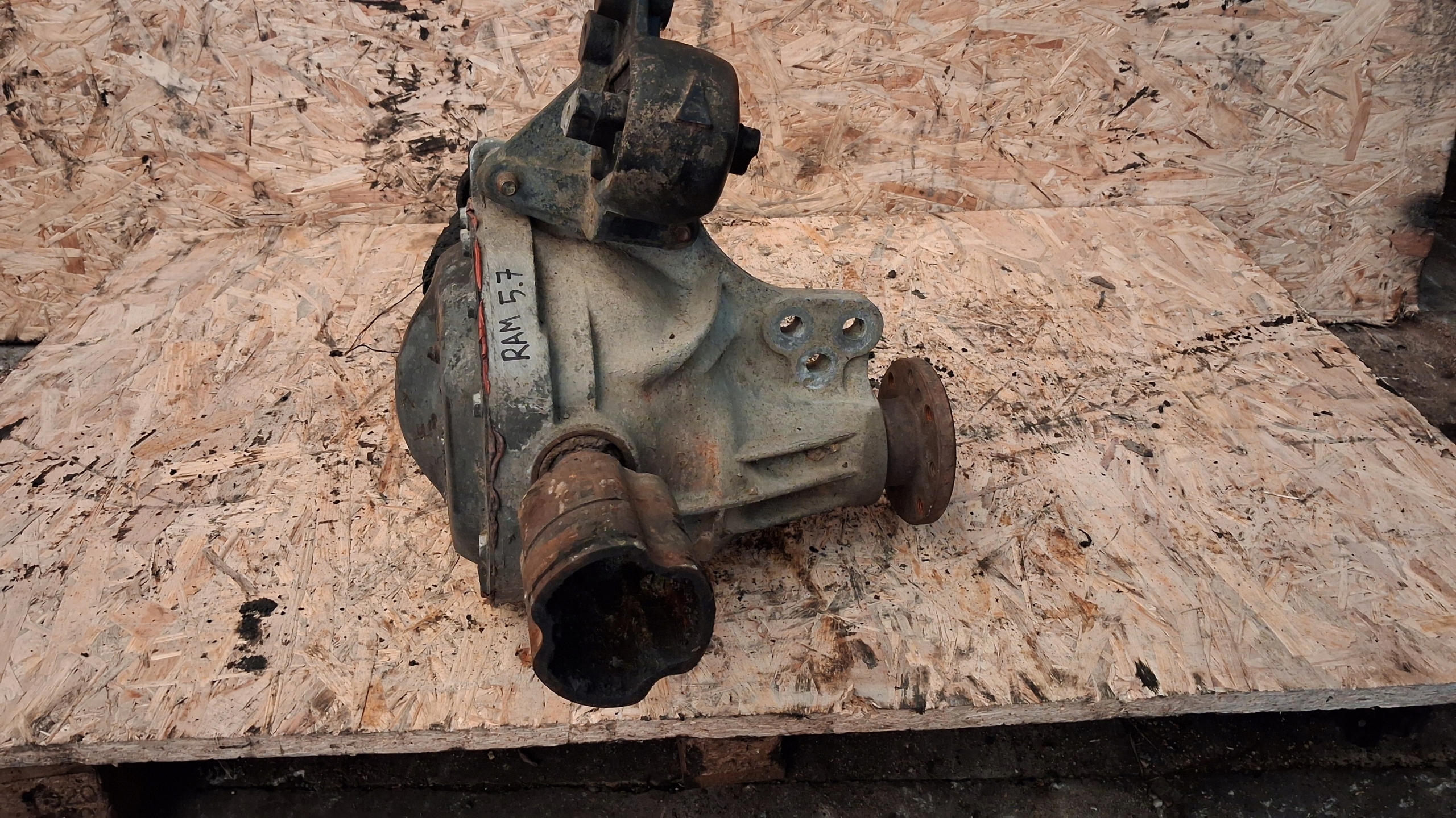 front differential front P52114432AL DODGE RAM 1500 5.7 HEMI 2010r GDANSK