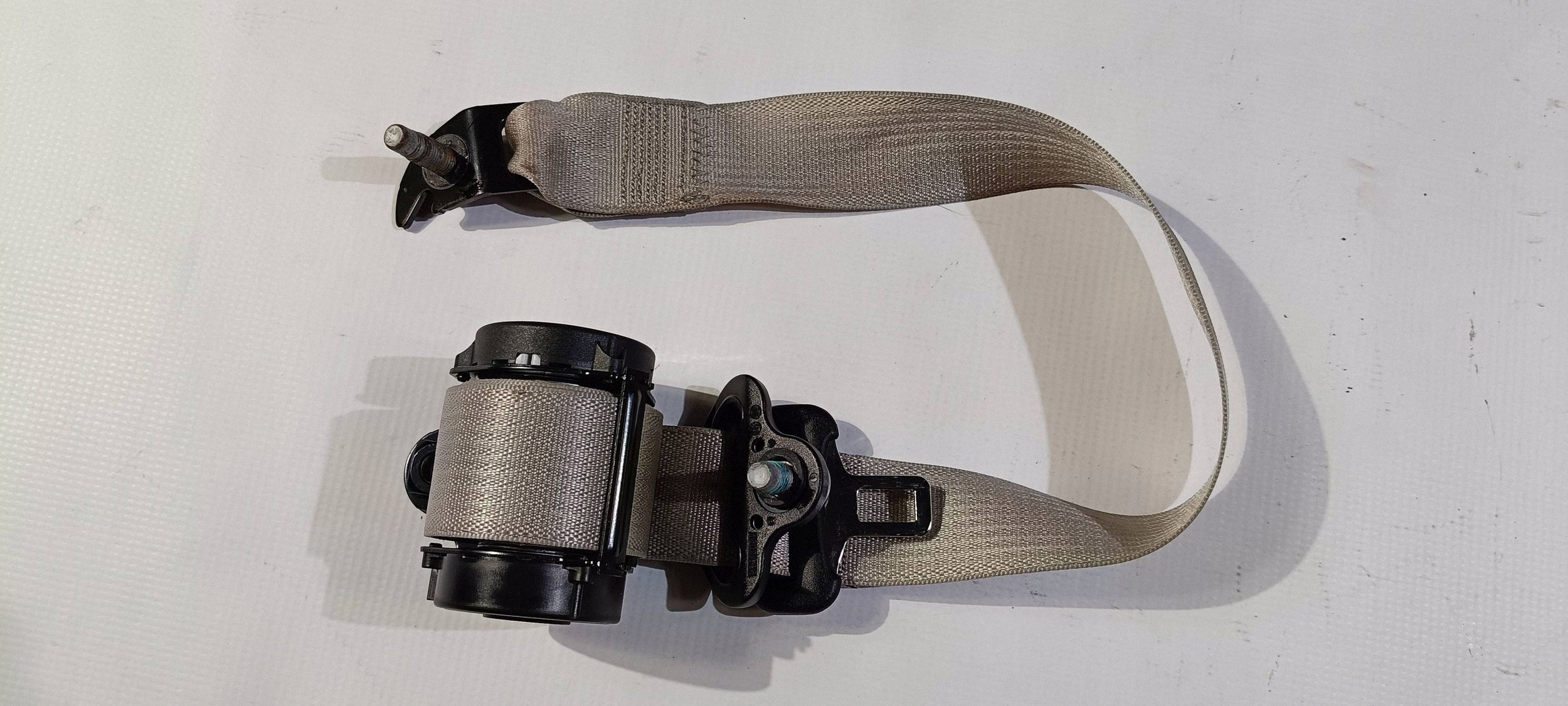 sicherheitsgurt heck hinten links 3-ciego rzedu Chrysler Pacifica 2021