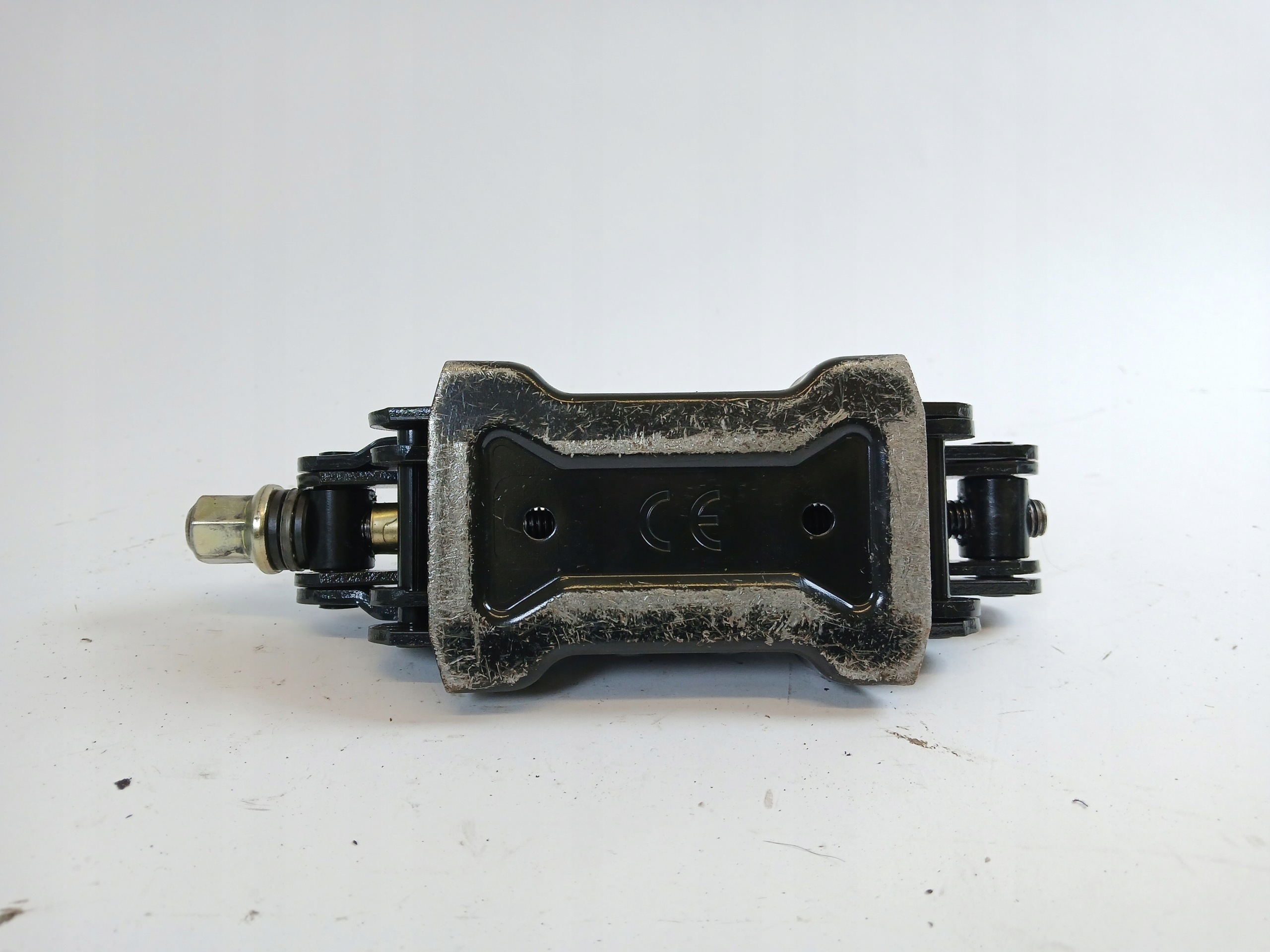 RENAULT MEGANE et insert roues de la roue de secours levier de vitesse UCHO