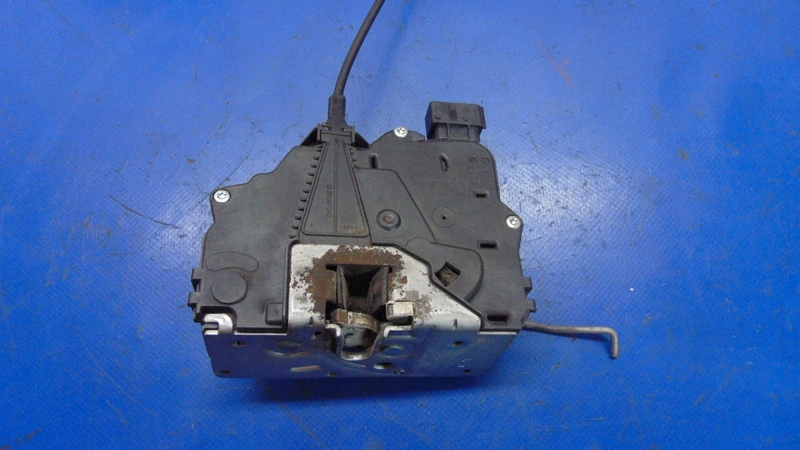 lock door right front 6 vertical OPEL CORSA D 06-14 ROK