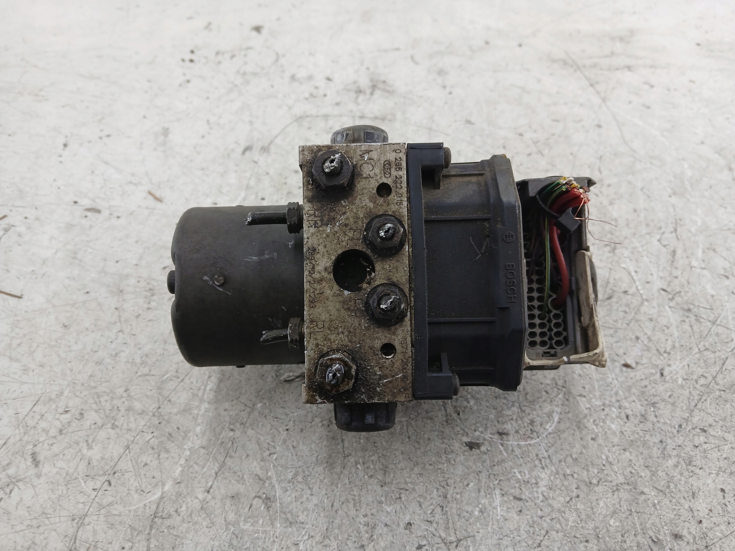 FORD MONDEO MK3 Servofreno ABS 1S712M110AF 0265800007