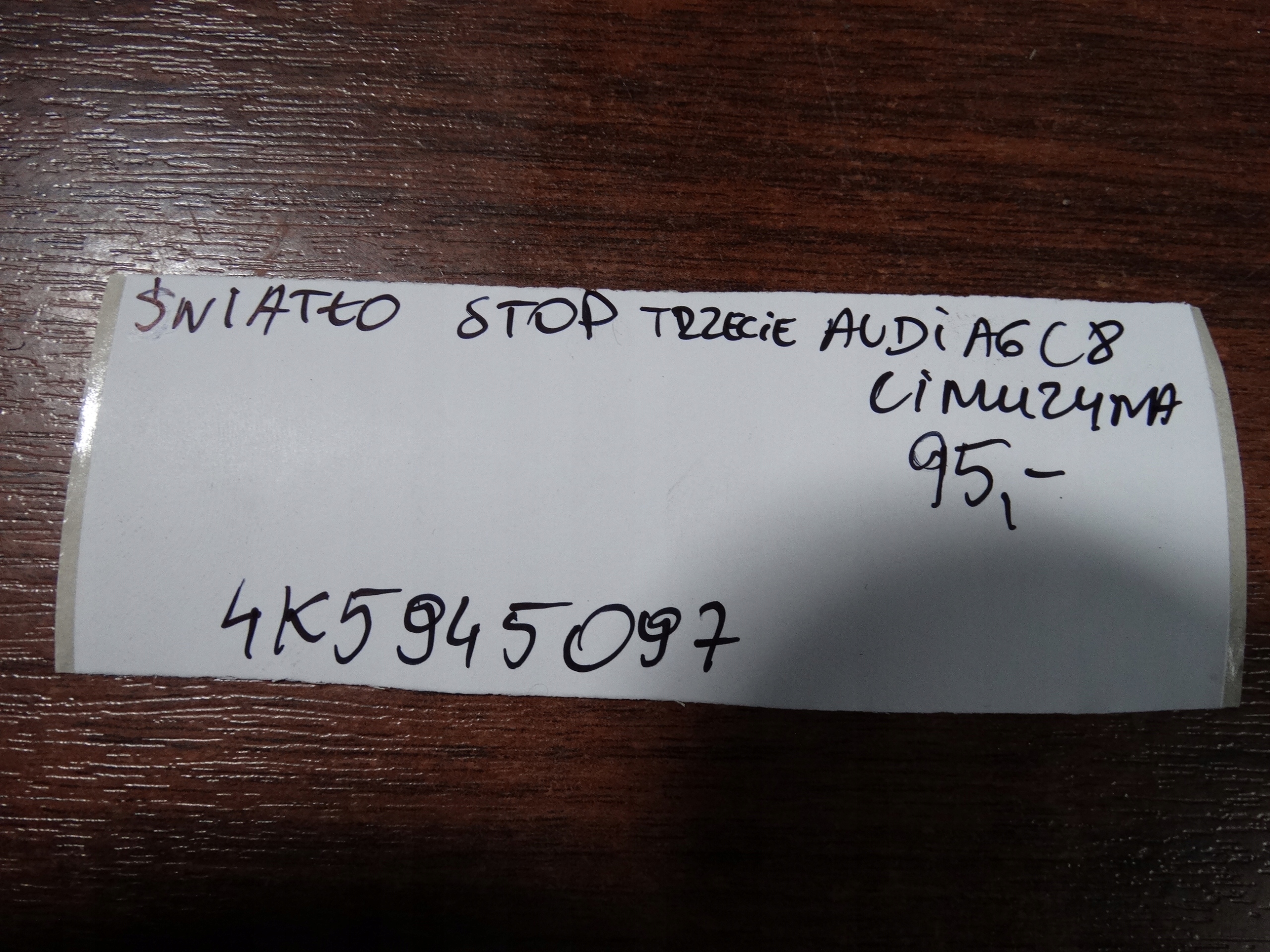 IDEALNE light STOP TRZECIE AUDI A6 C8 sedan 1